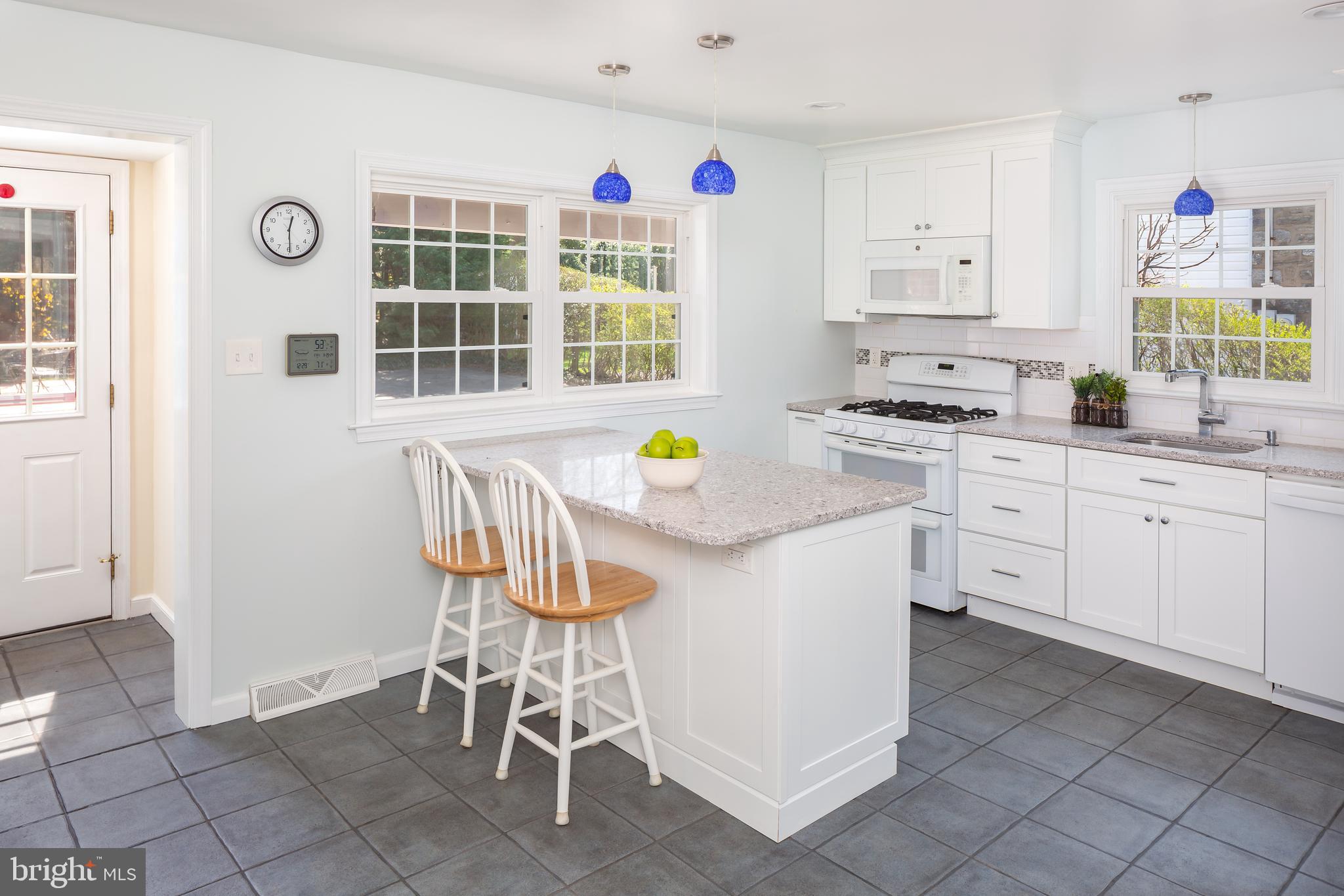 MERION GOLF MANOR - Residential