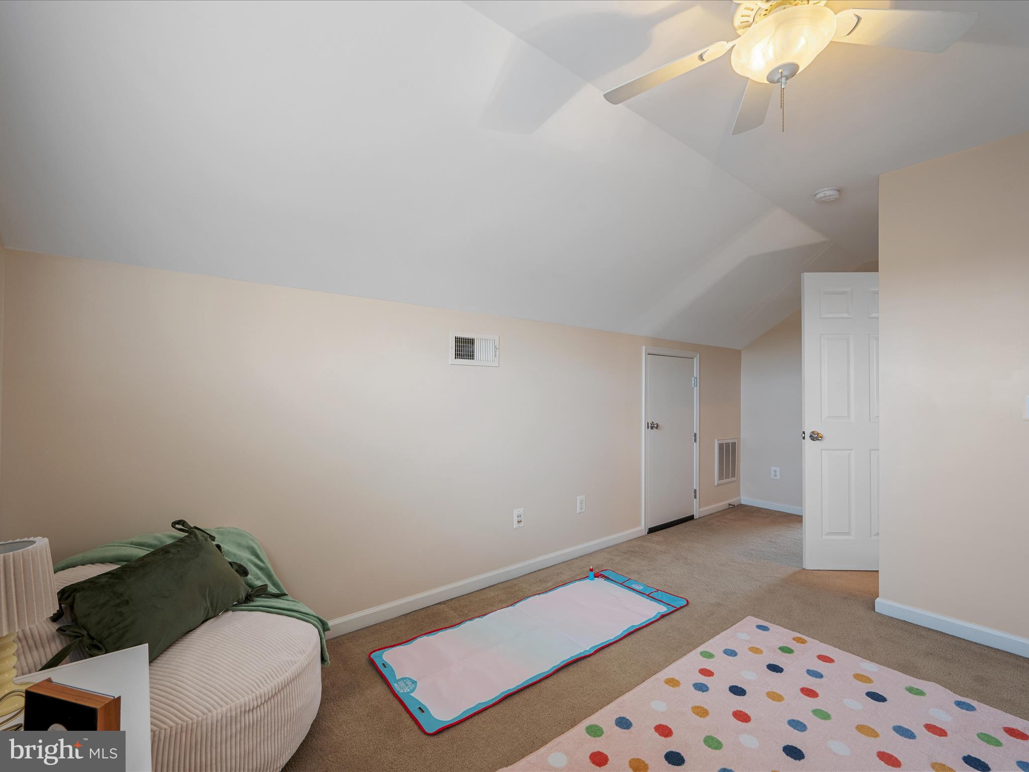 SNOWDEN BRIDGE - Residential