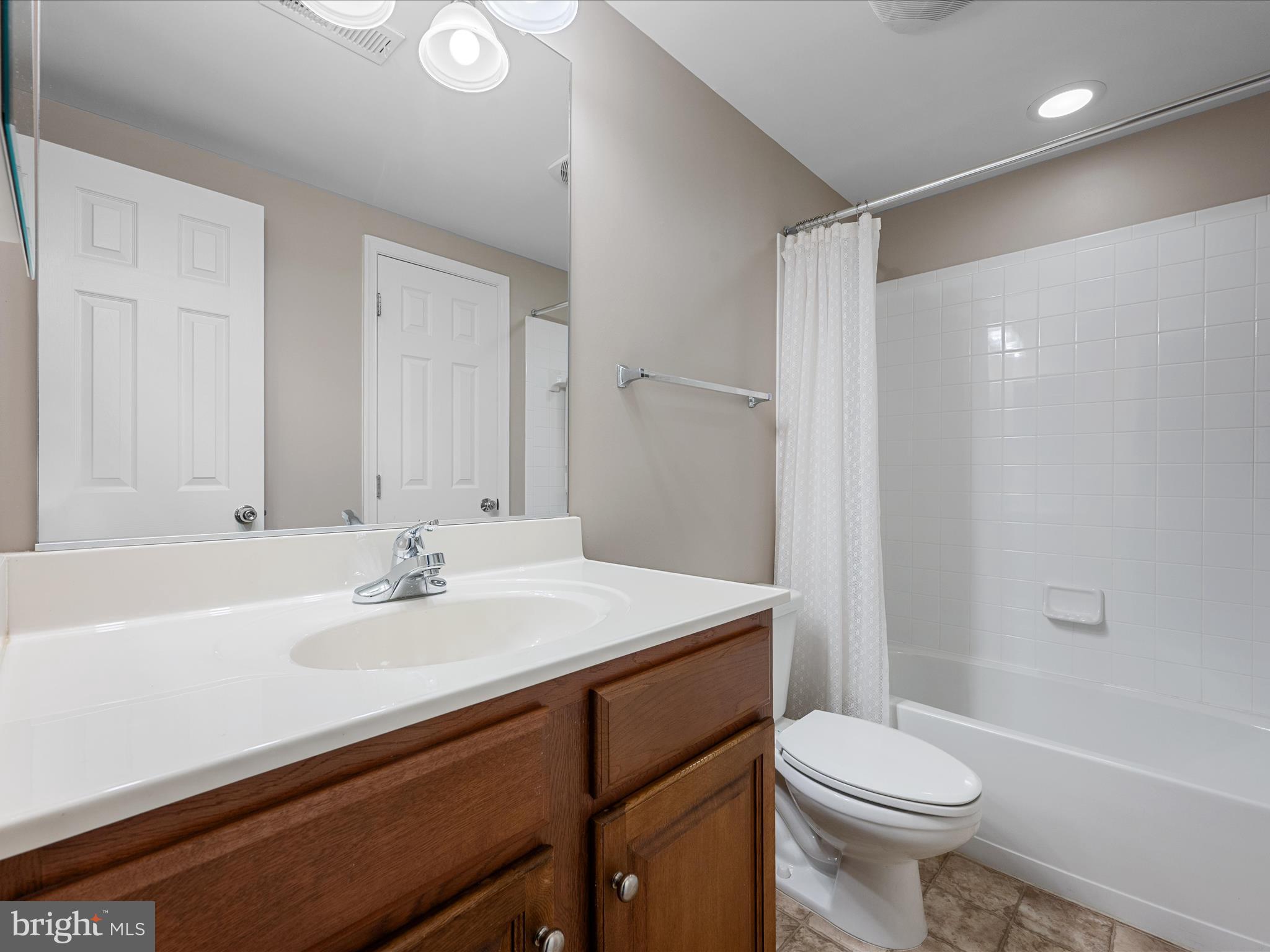 SNOWDEN BRIDGE - Residential