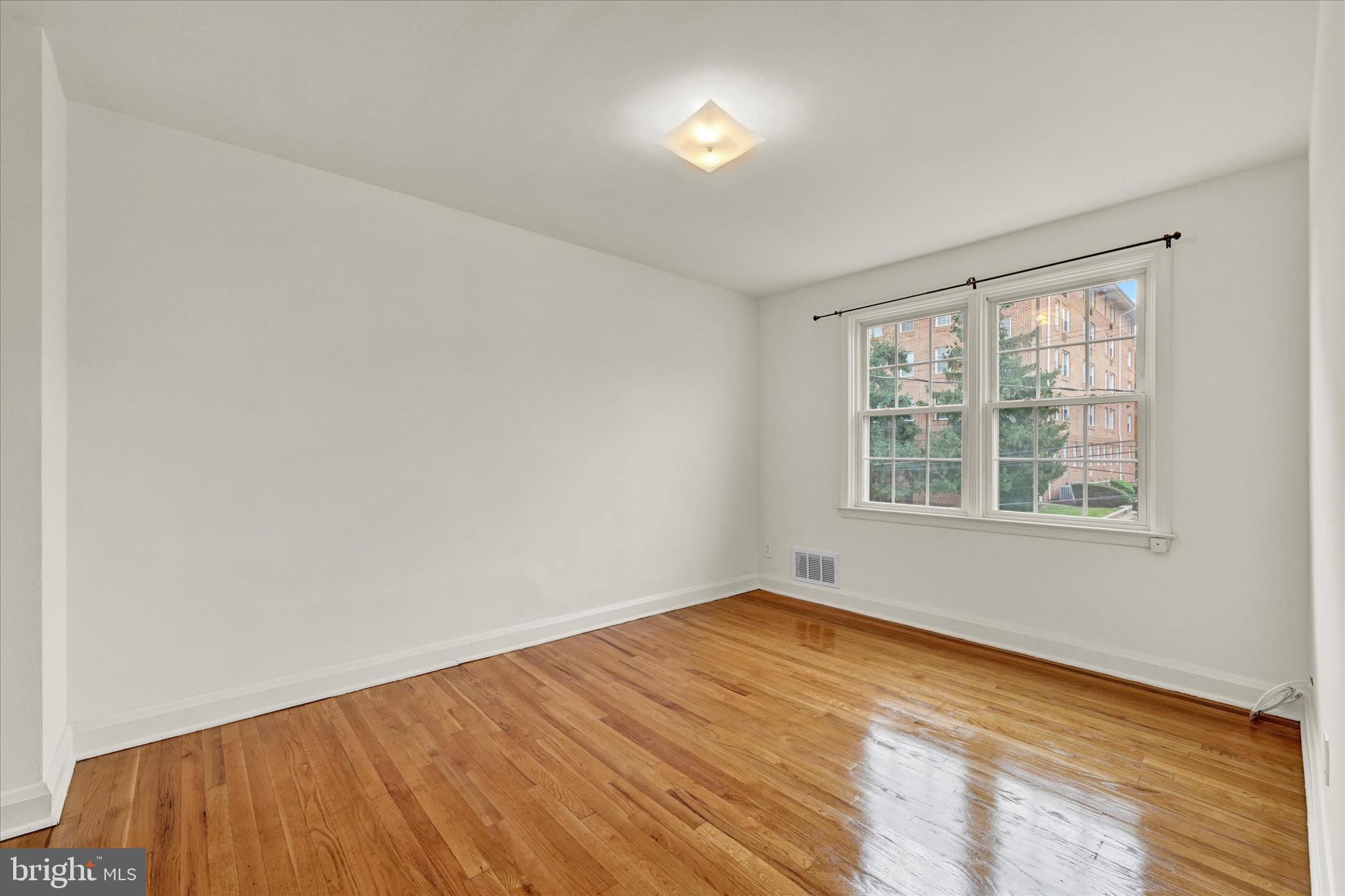 TOWSON PARK - Residential