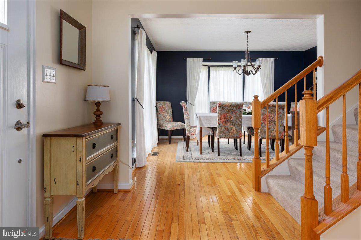 FOX CHASE - Residential