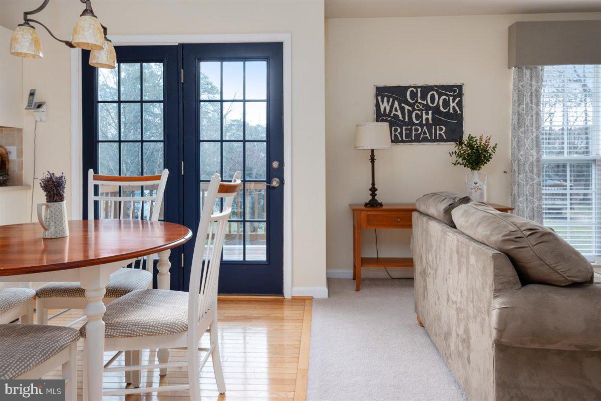 FOX CHASE - Residential