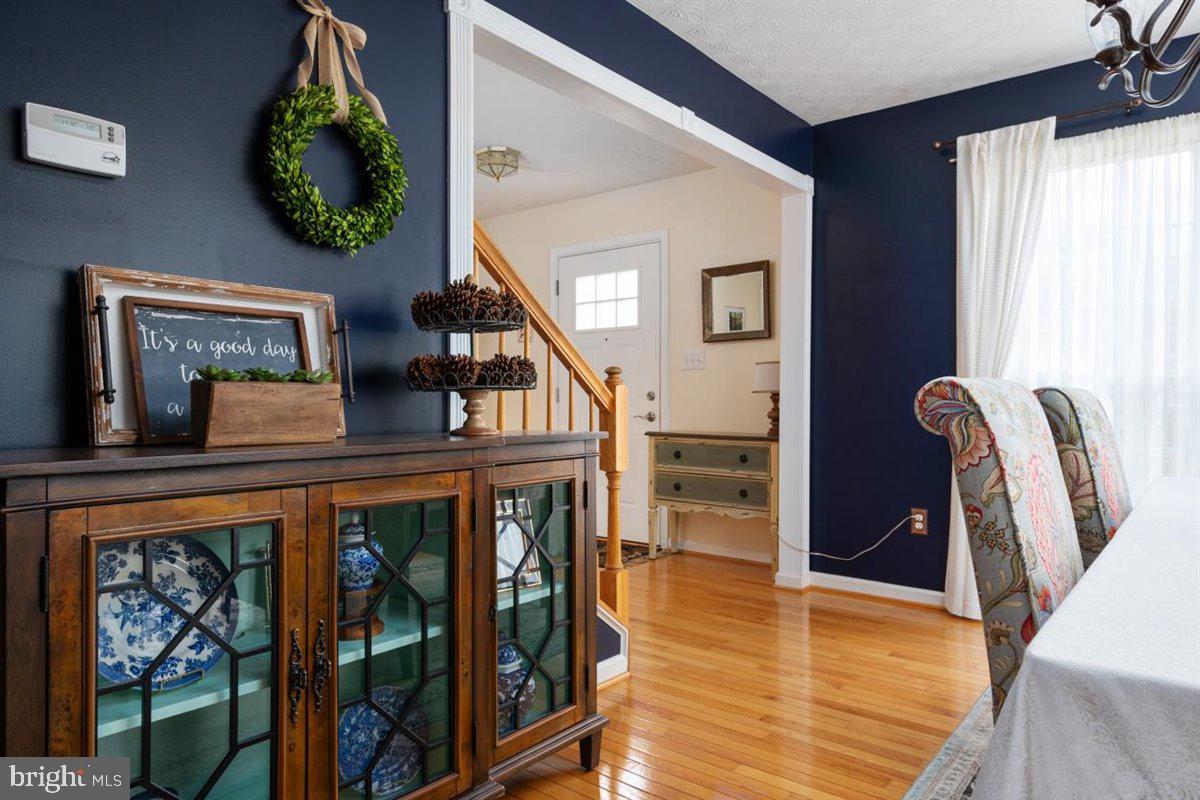 FOX CHASE - Residential