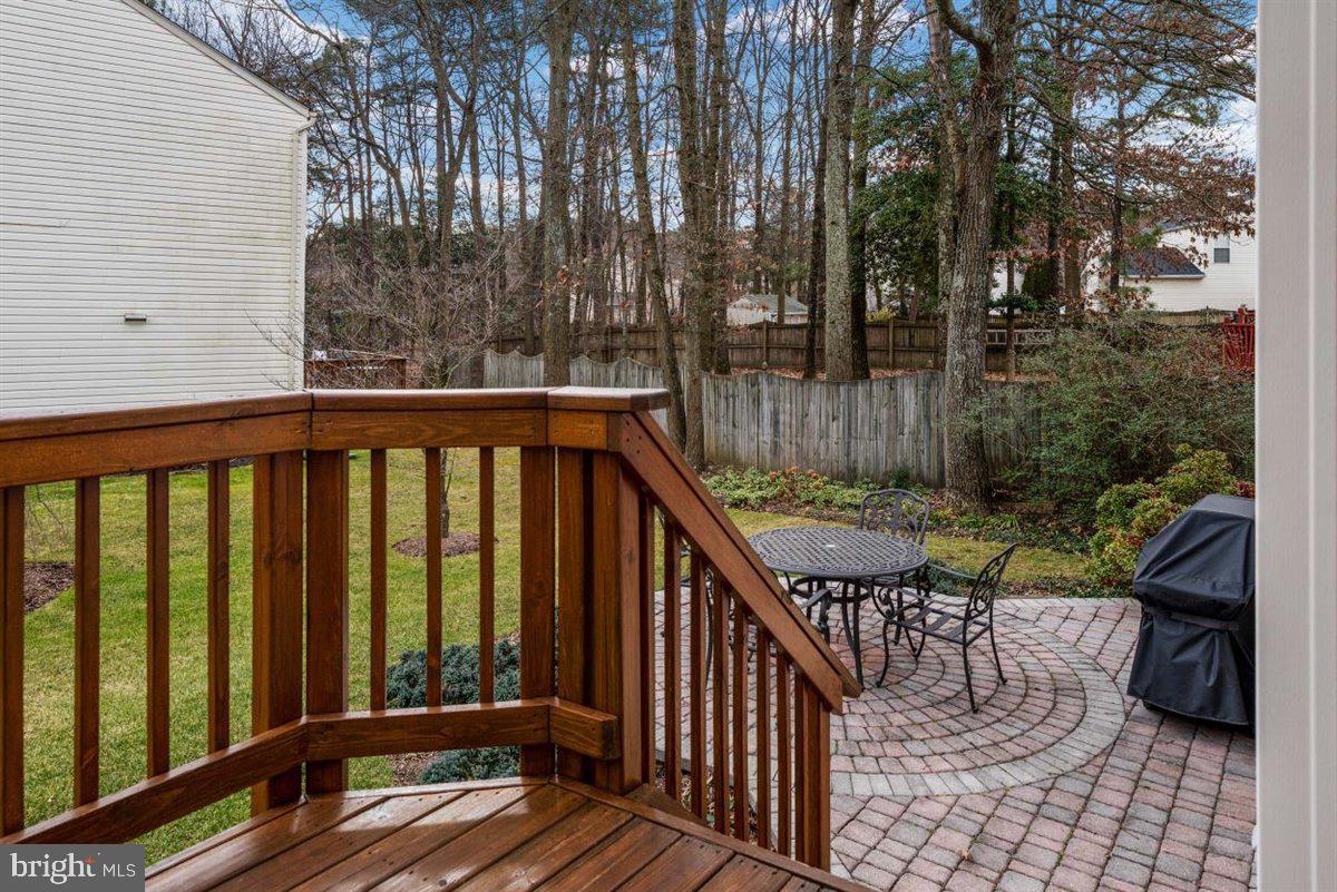 FOX CHASE - Residential