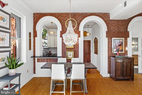 8 ACADEMY COURT PENNINGTON NJ 08534