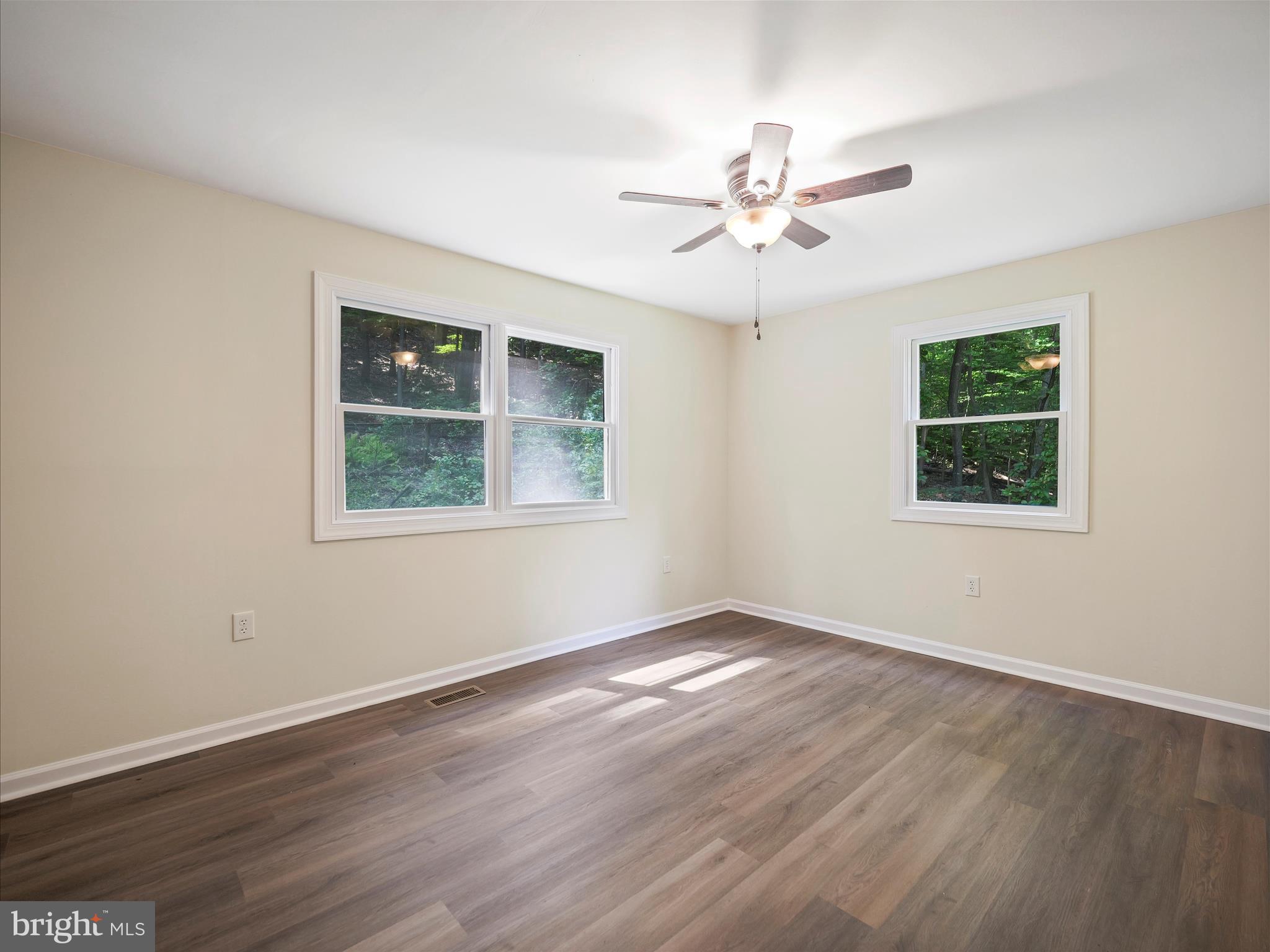 SHANNONDALE - Residential