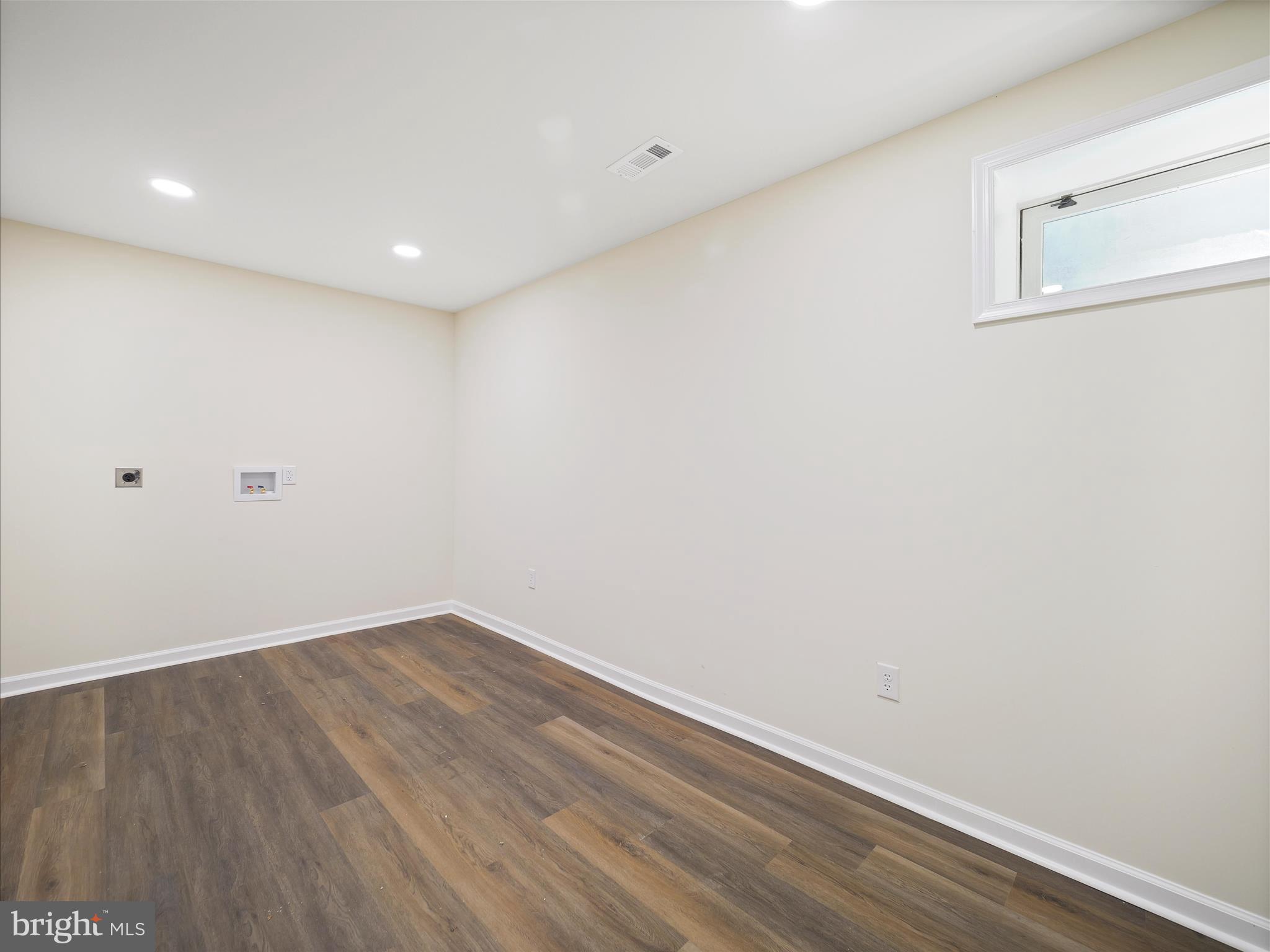 SHANNONDALE - Residential