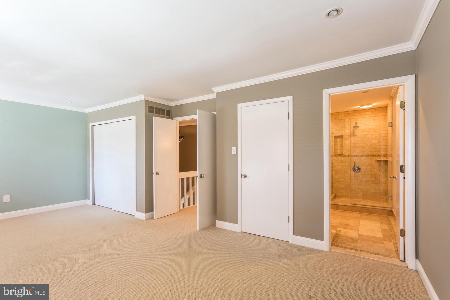 INGHAM MEWS - Residential Lease