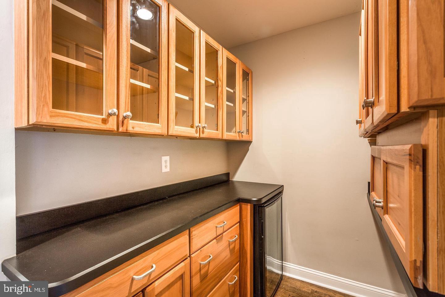 INGHAM MEWS - Residential Lease