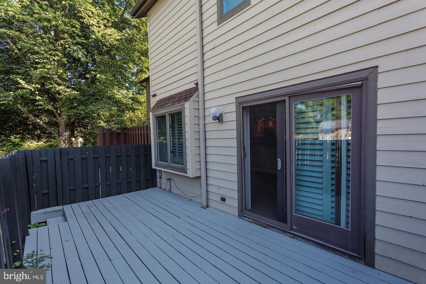 INGHAM MEWS - Residential Lease