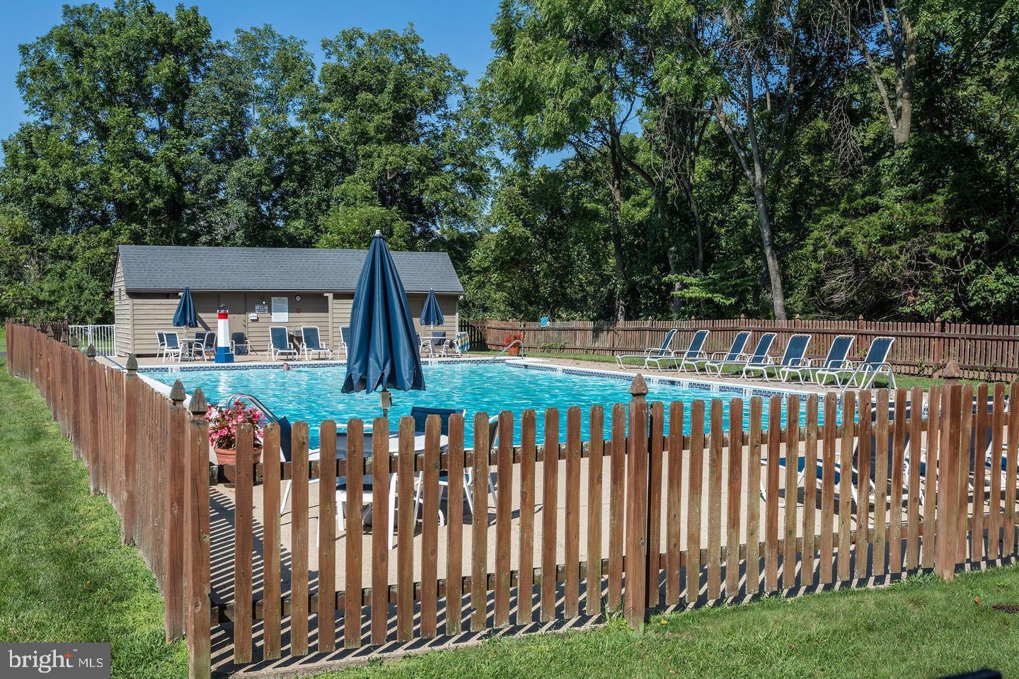 INGHAM MEWS - Residential Lease