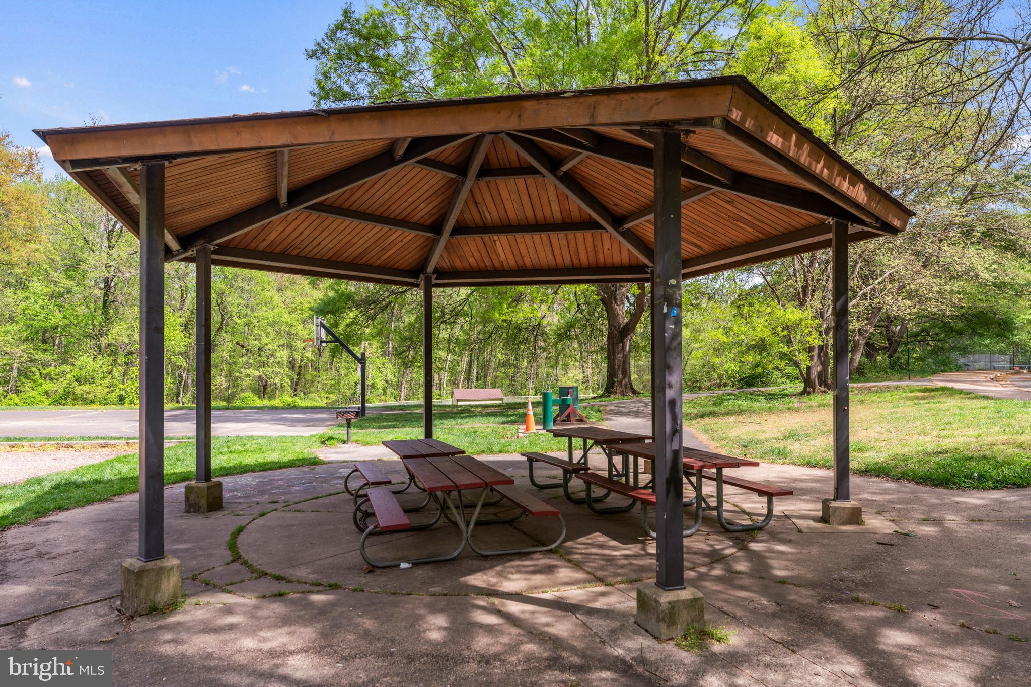 MANTUA - Residential