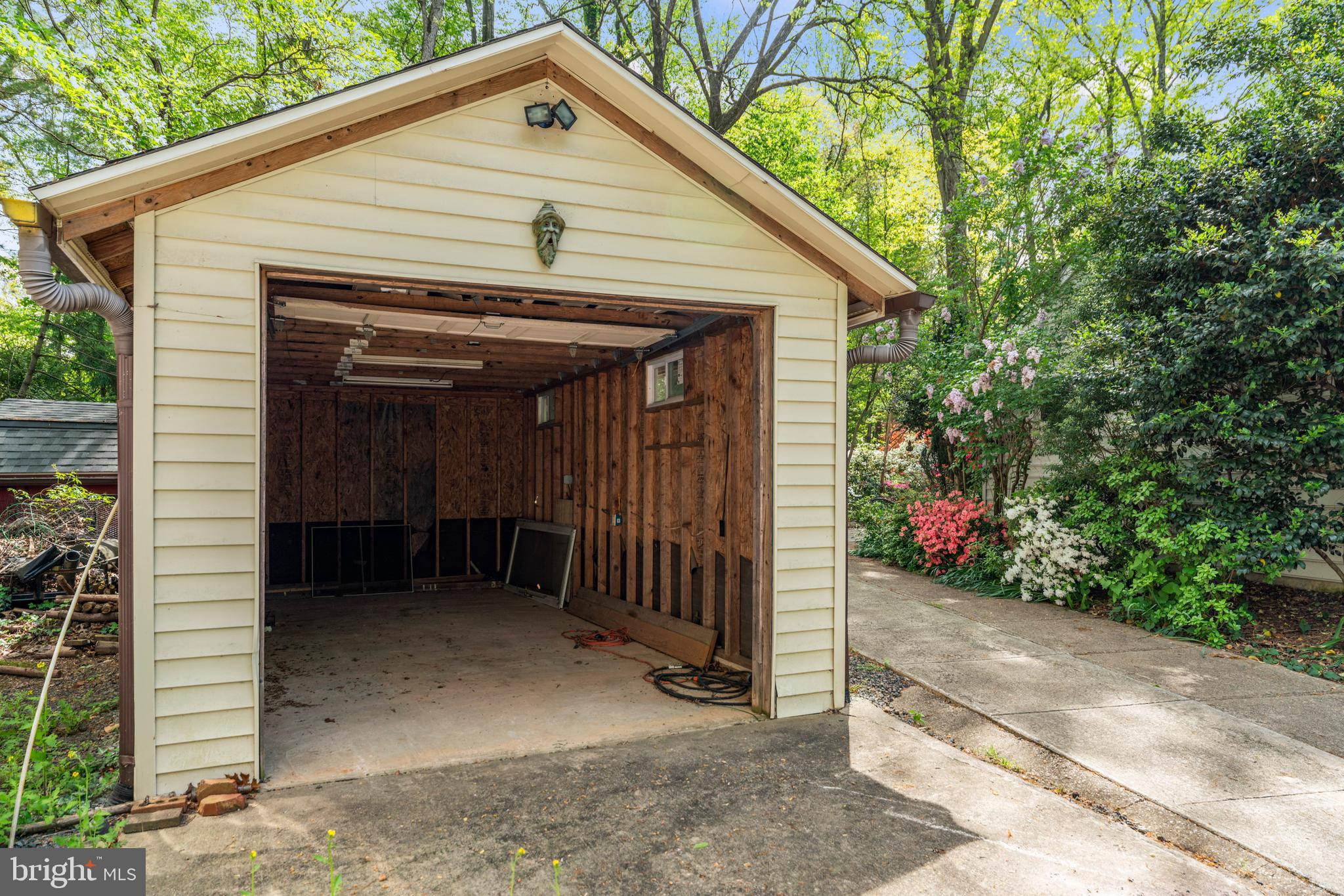 MANTUA - Residential