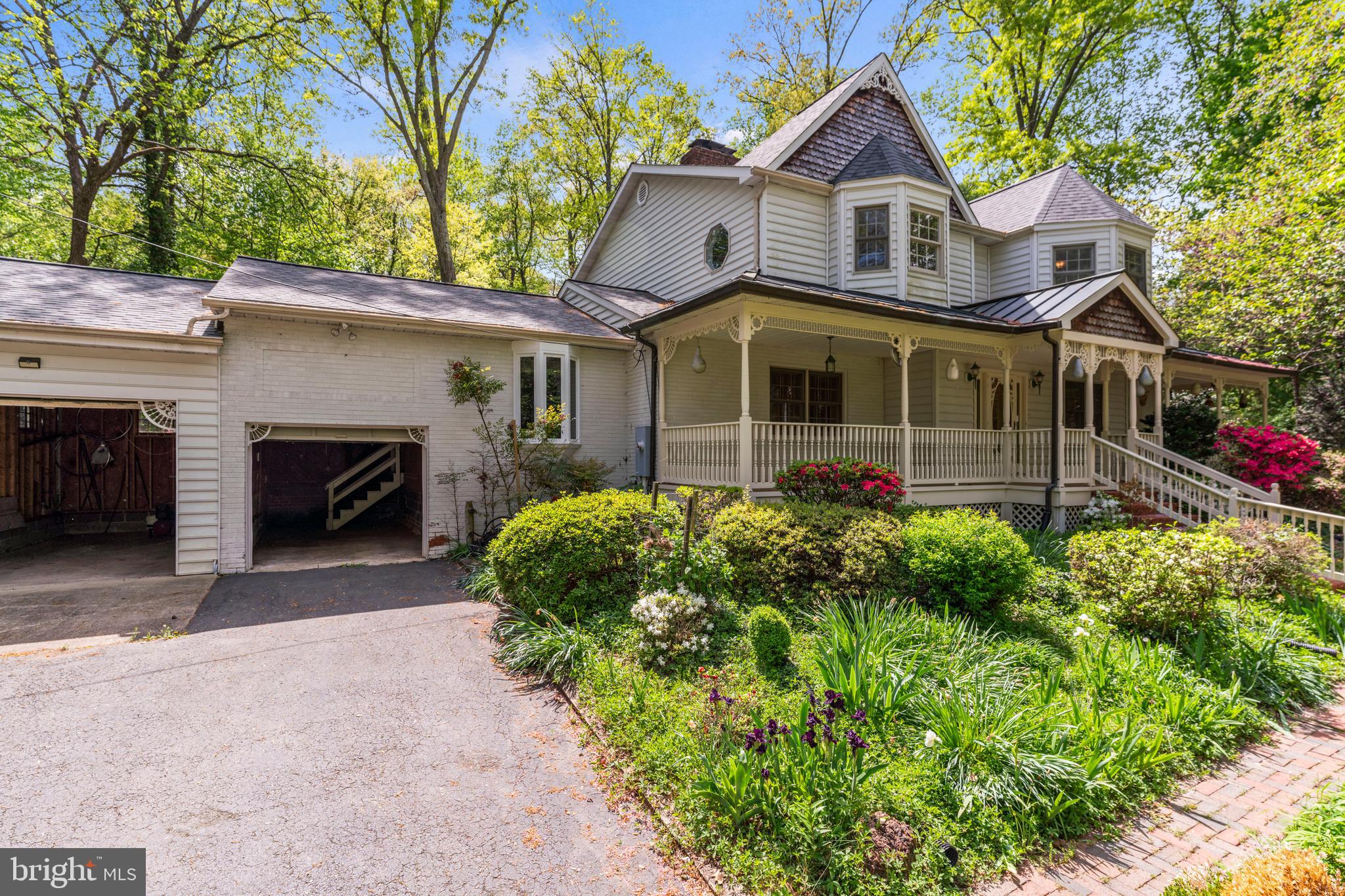 MANTUA - Residential