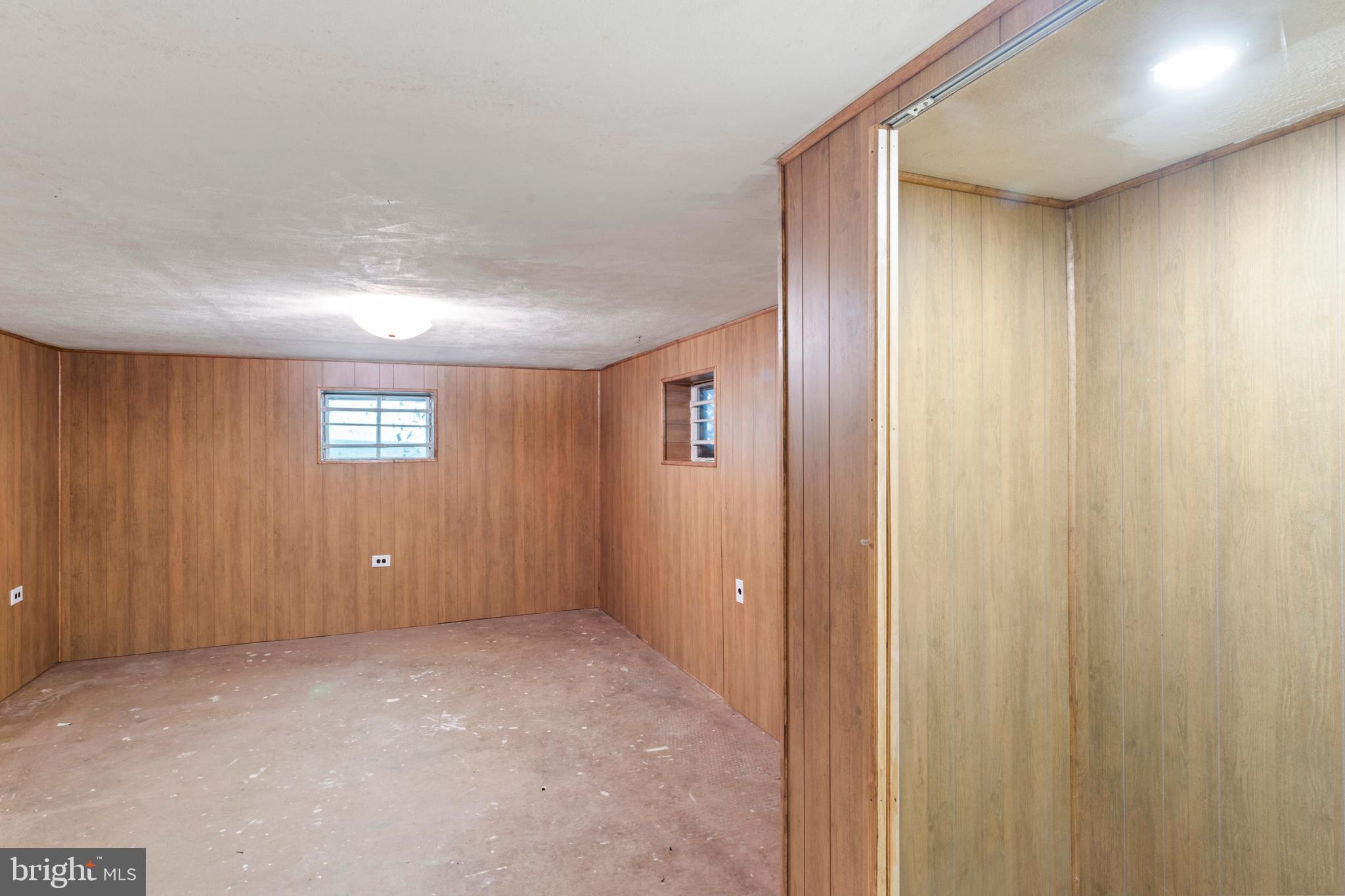 MANTUA - Residential