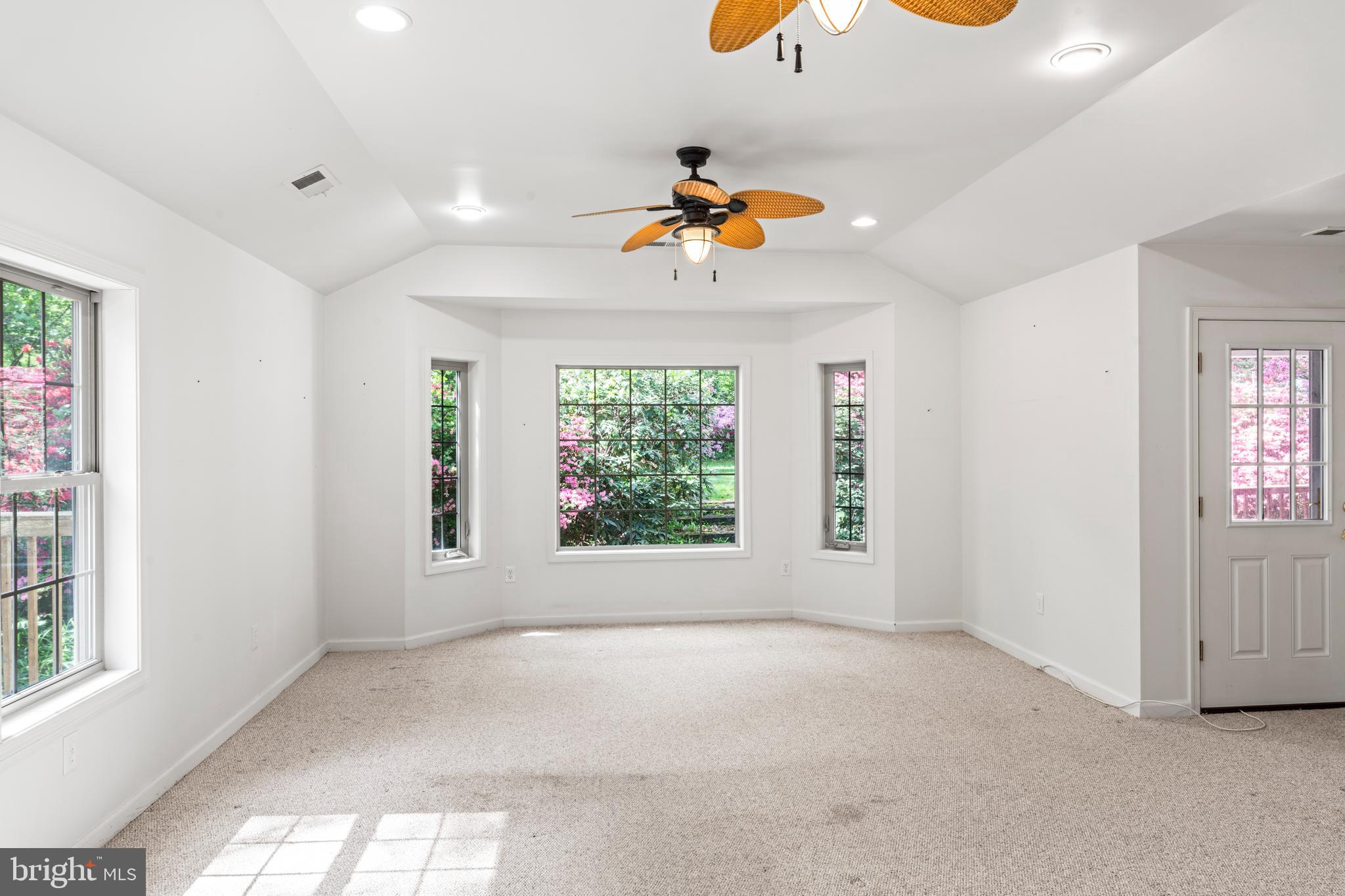 MANTUA - Residential