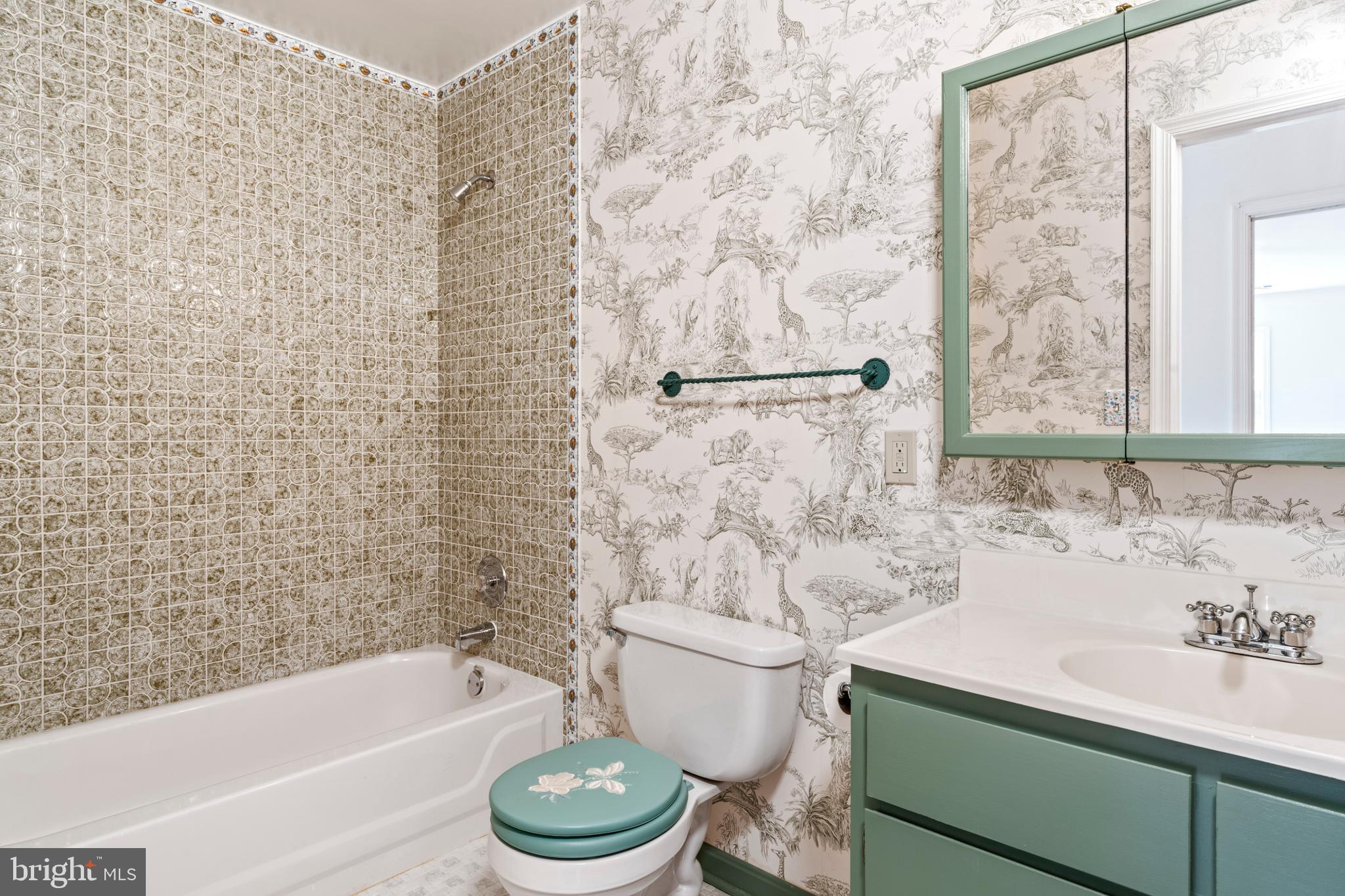 MANTUA - Residential