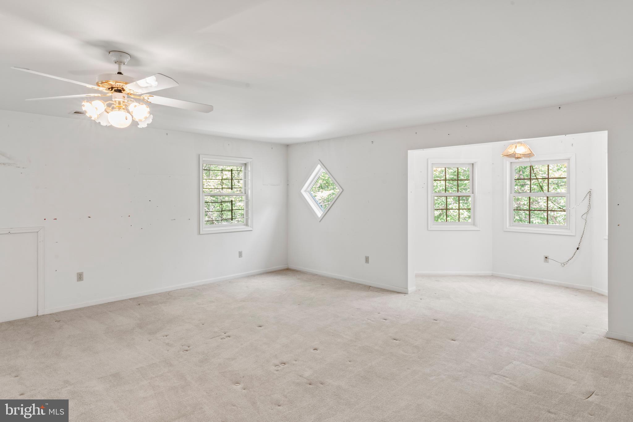 MANTUA - Residential