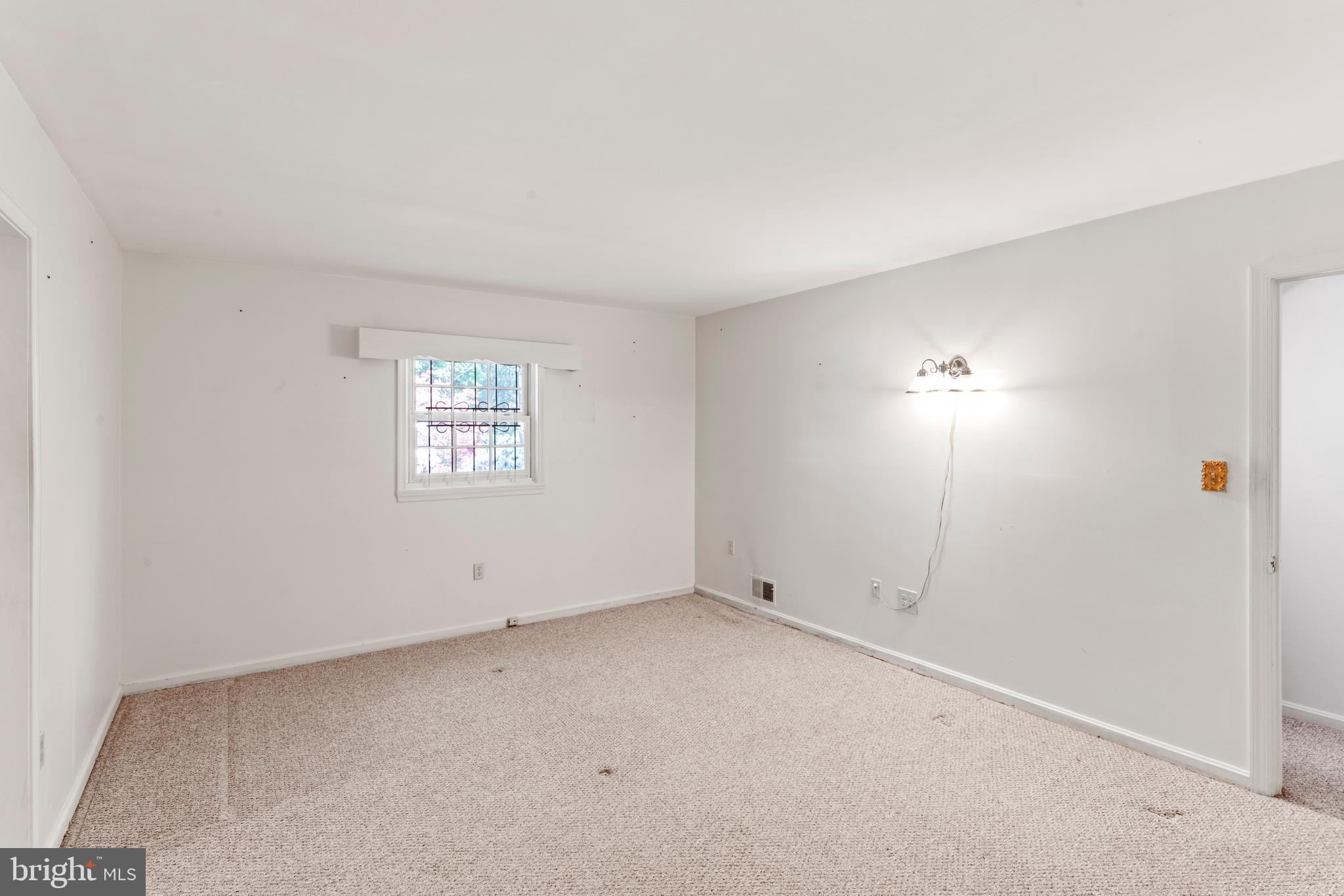 MANTUA - Residential