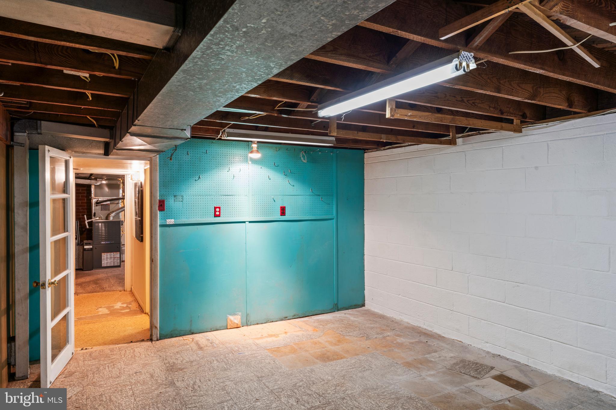 MANTUA - Residential