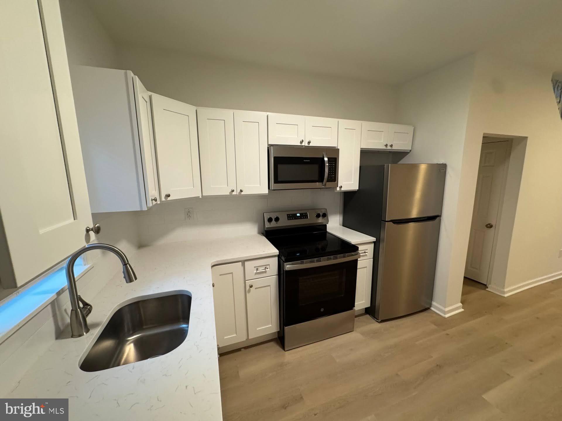 Property Search 3252 N HOPE STREET