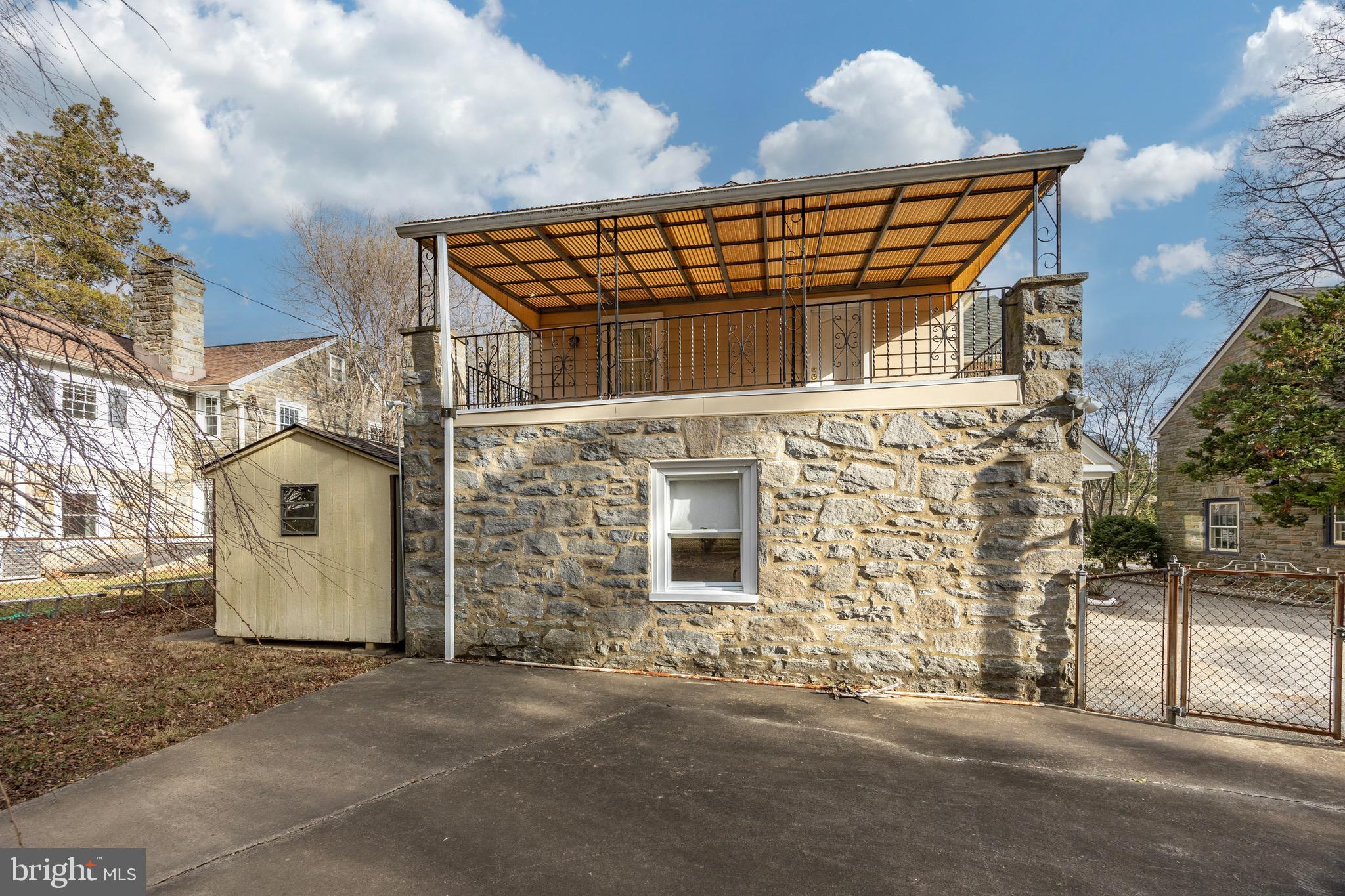 WYNNEWOOD - Residential