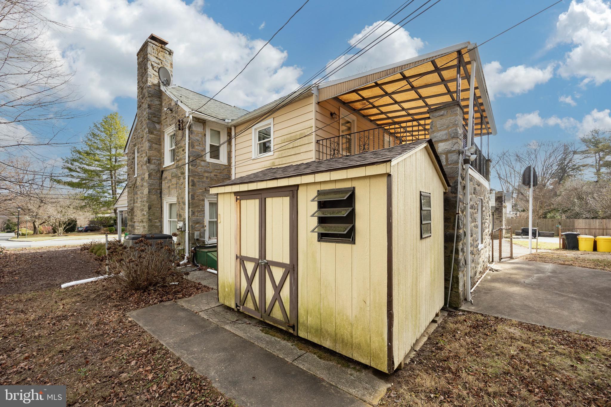 WYNNEWOOD - Residential