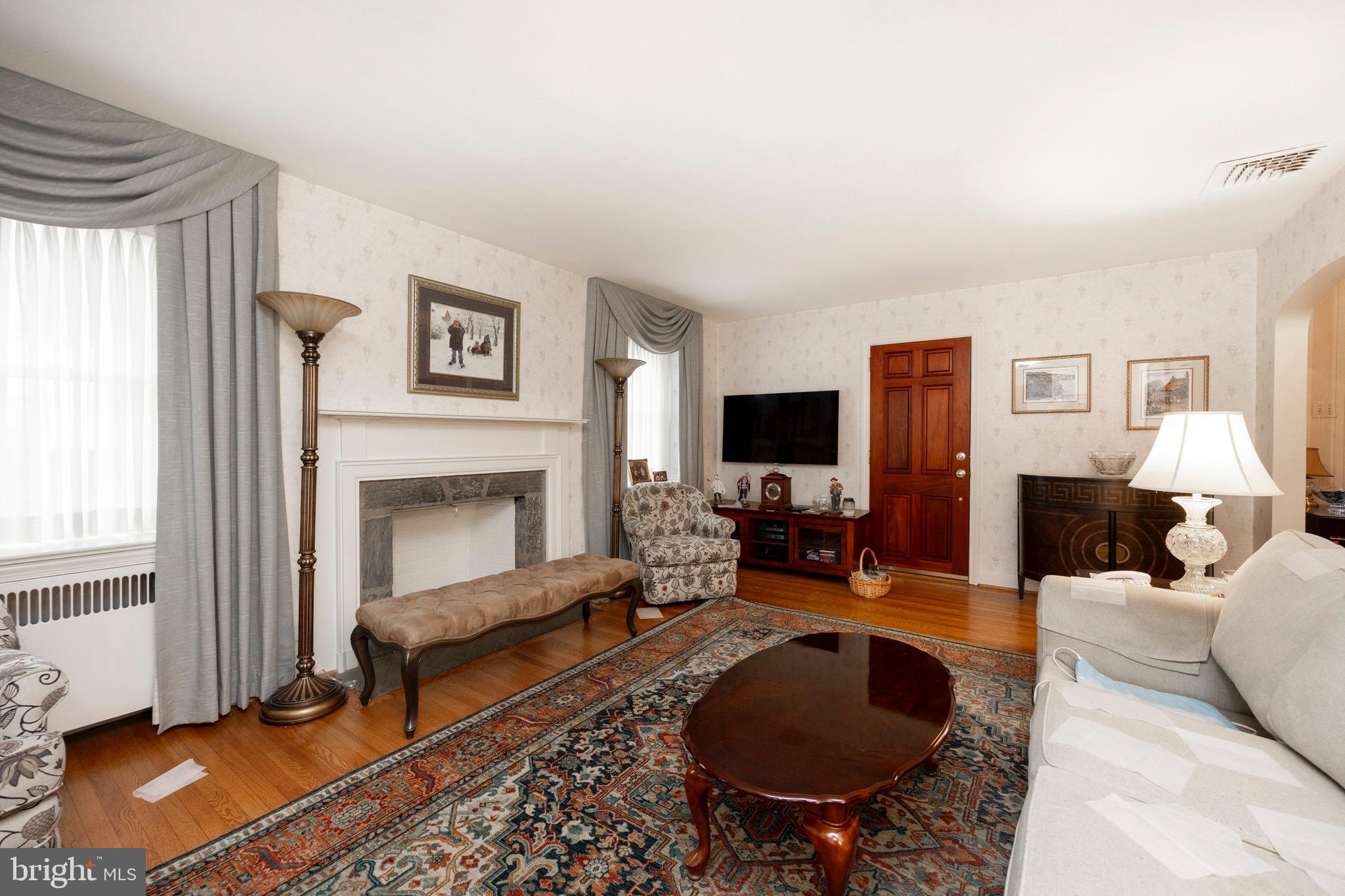 WYNNEWOOD - Residential