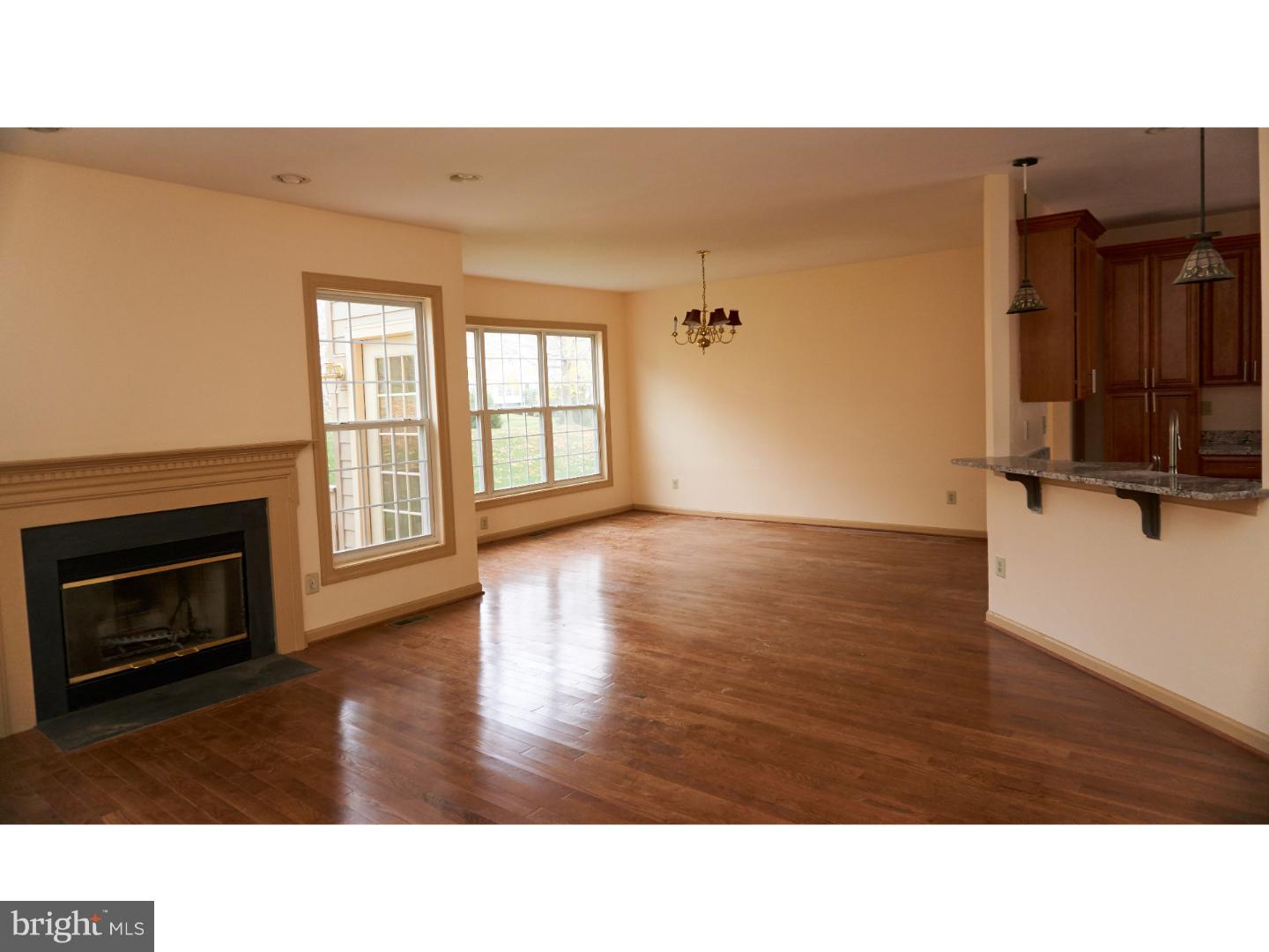 KNOLLS OF BIRMINGH - Residential Lease