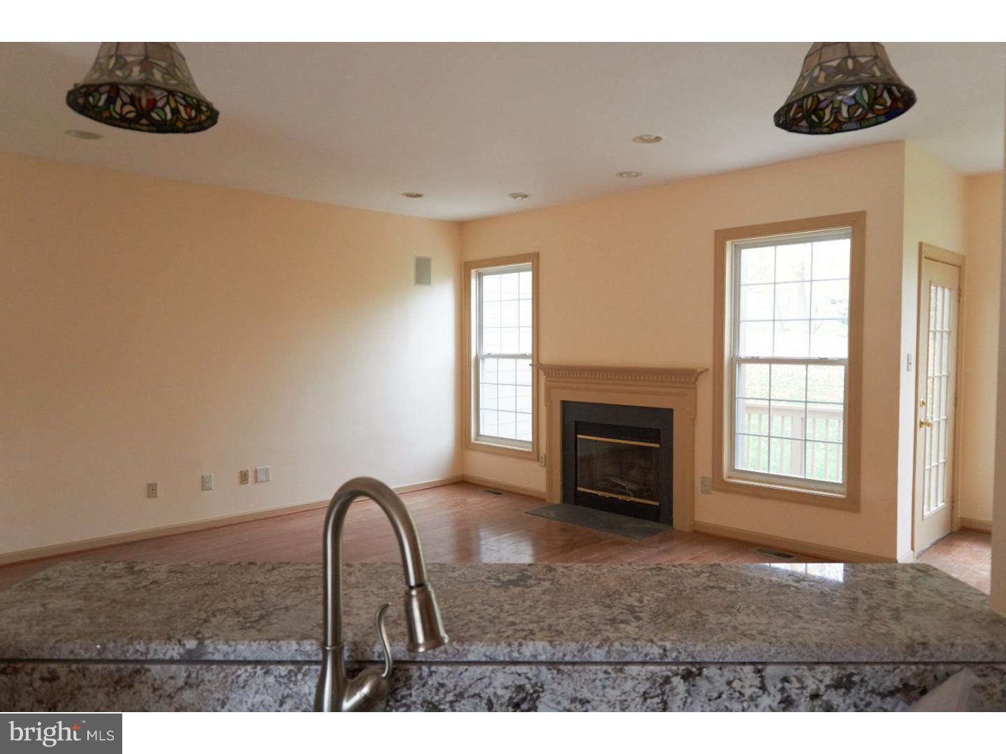 KNOLLS OF BIRMINGH - Residential Lease