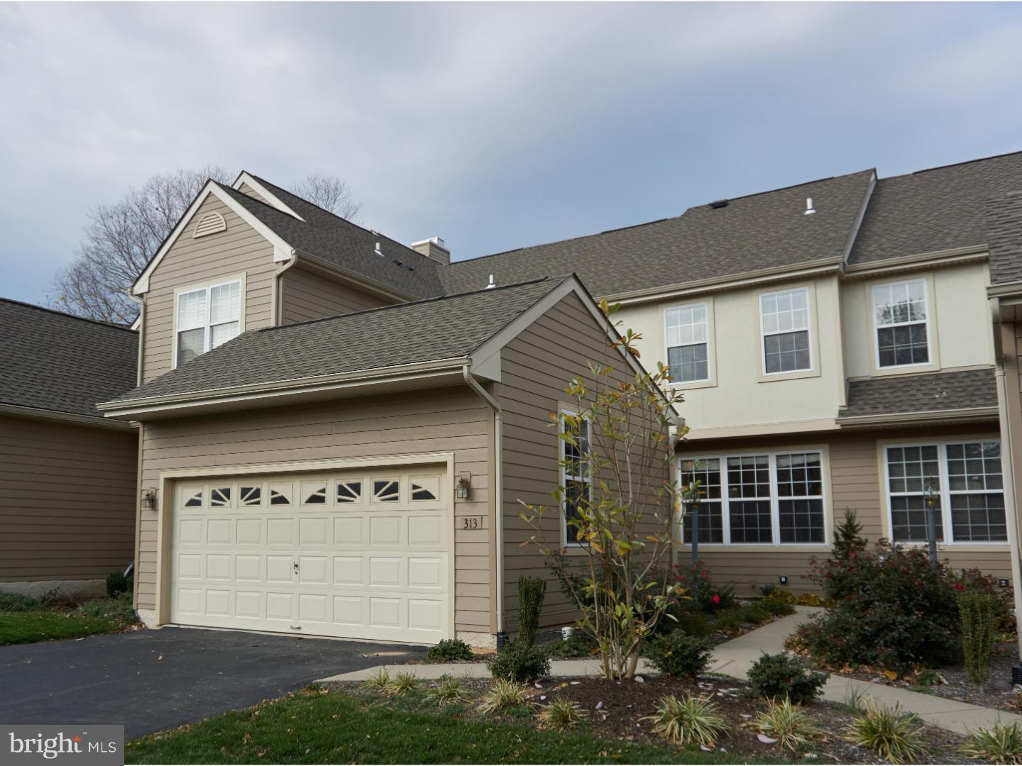 KNOLLS OF BIRMINGH - Residential Lease