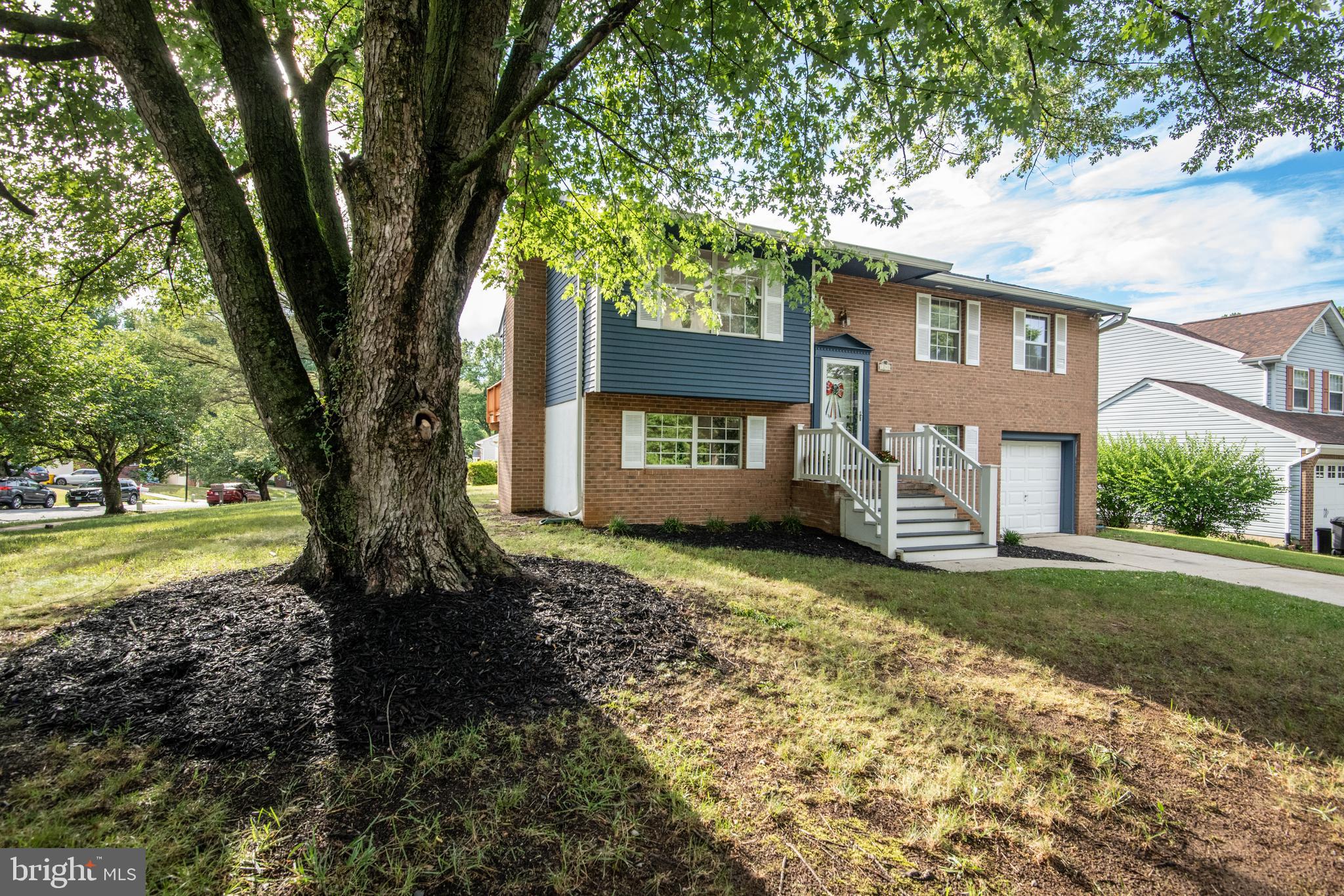 1240 VIKING DRIVE N