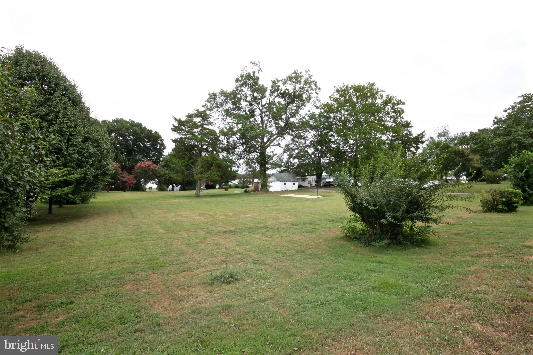 LARRIMORE'S POINT - Residential