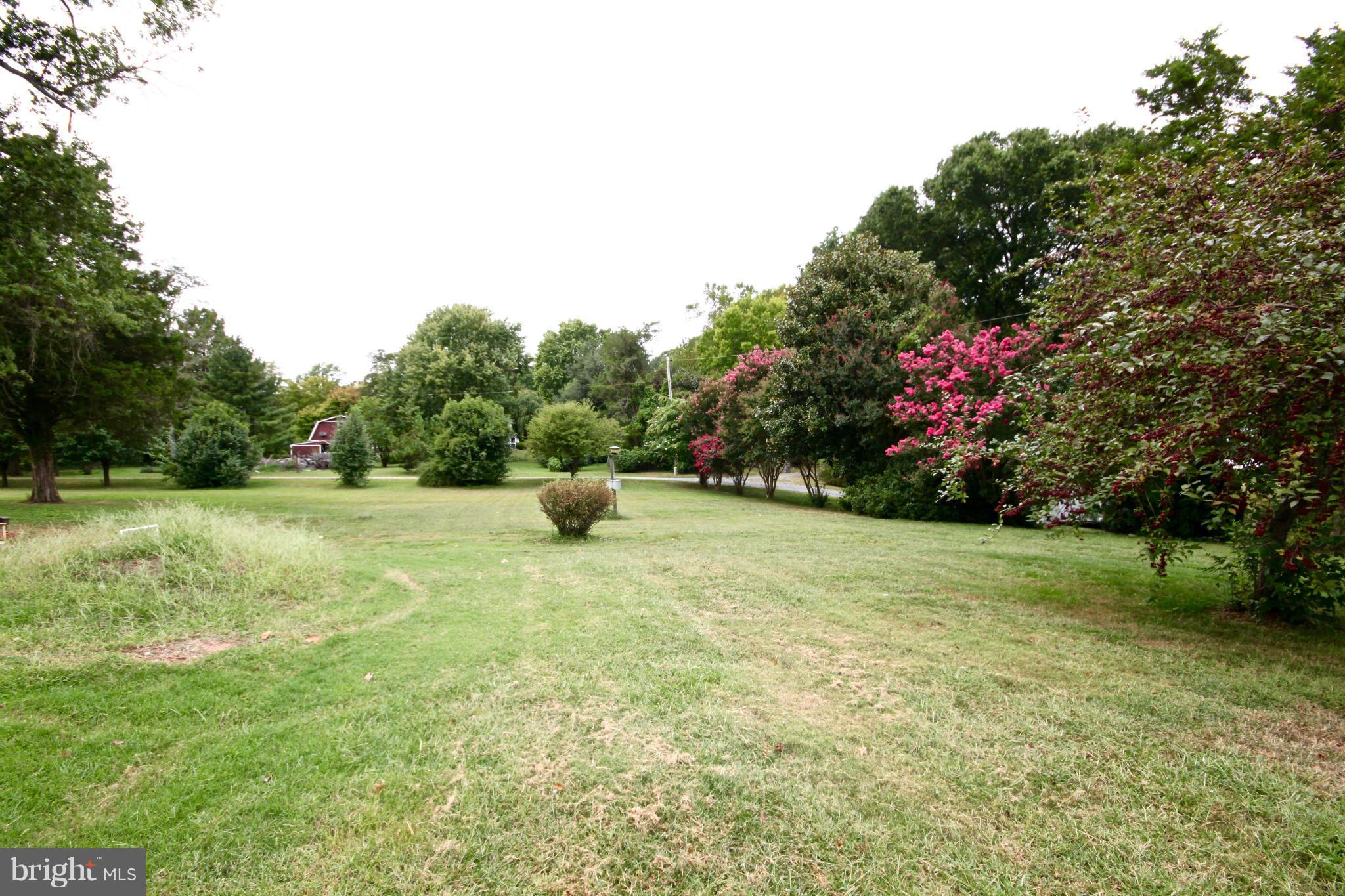 LARRIMORE'S POINT - Residential