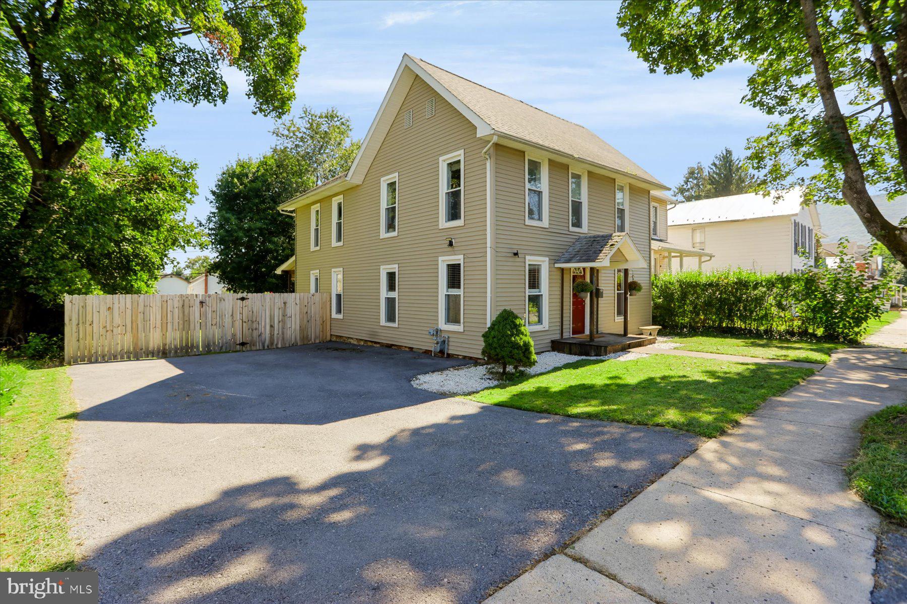 432 S FAIRVIEW STREET