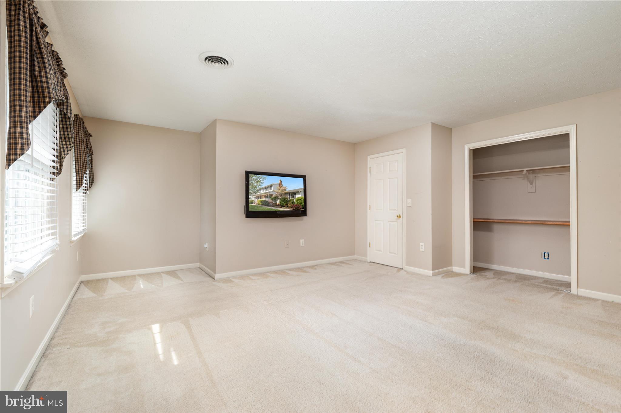 MADISON HEIGHTS - Residential