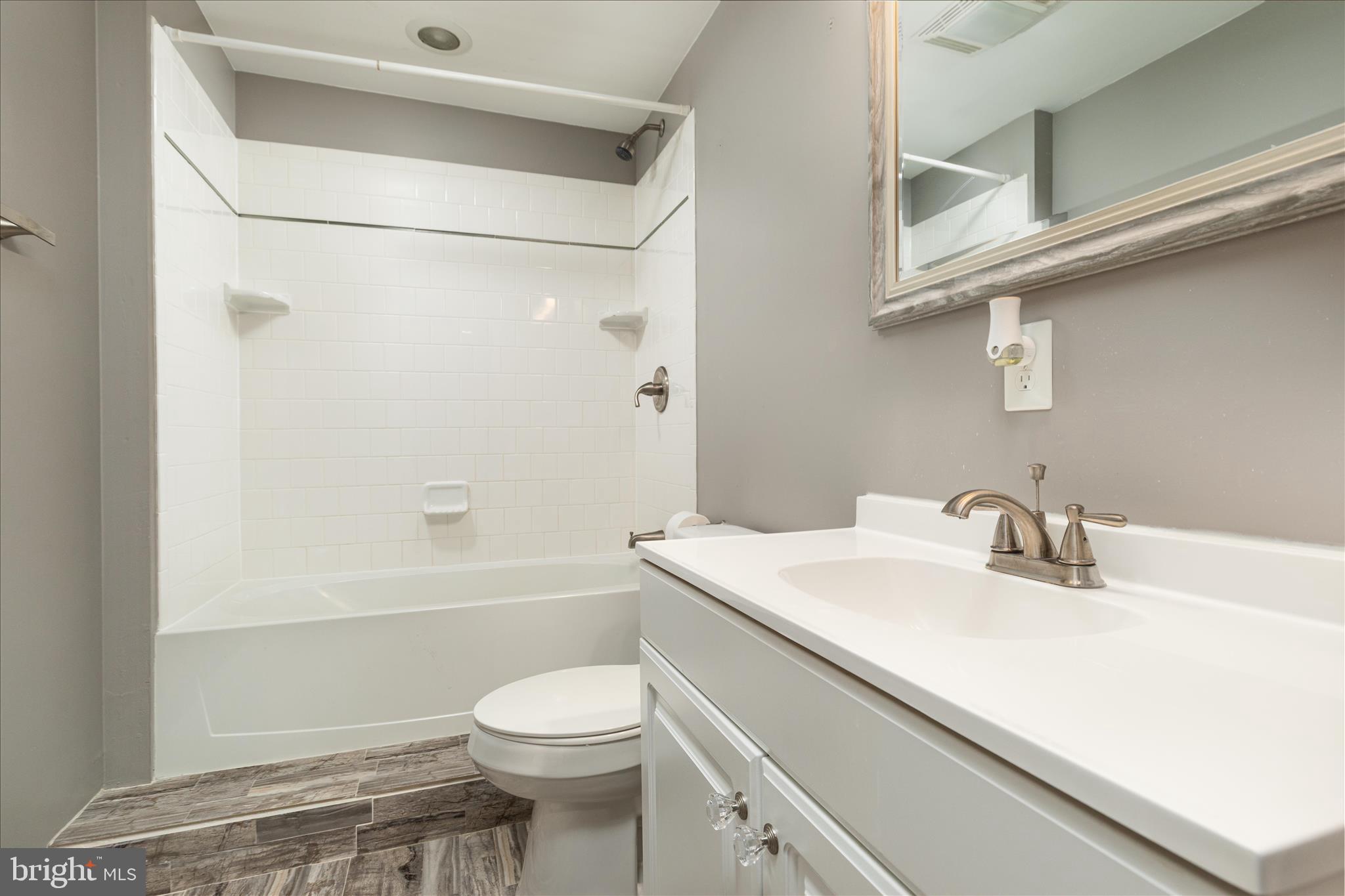 MADISON HEIGHTS - Residential