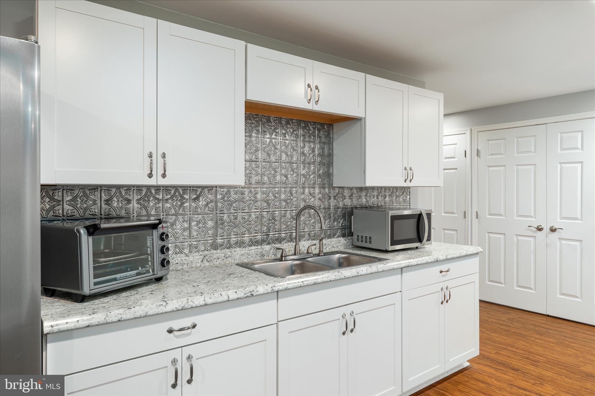 MADISON HEIGHTS - Residential