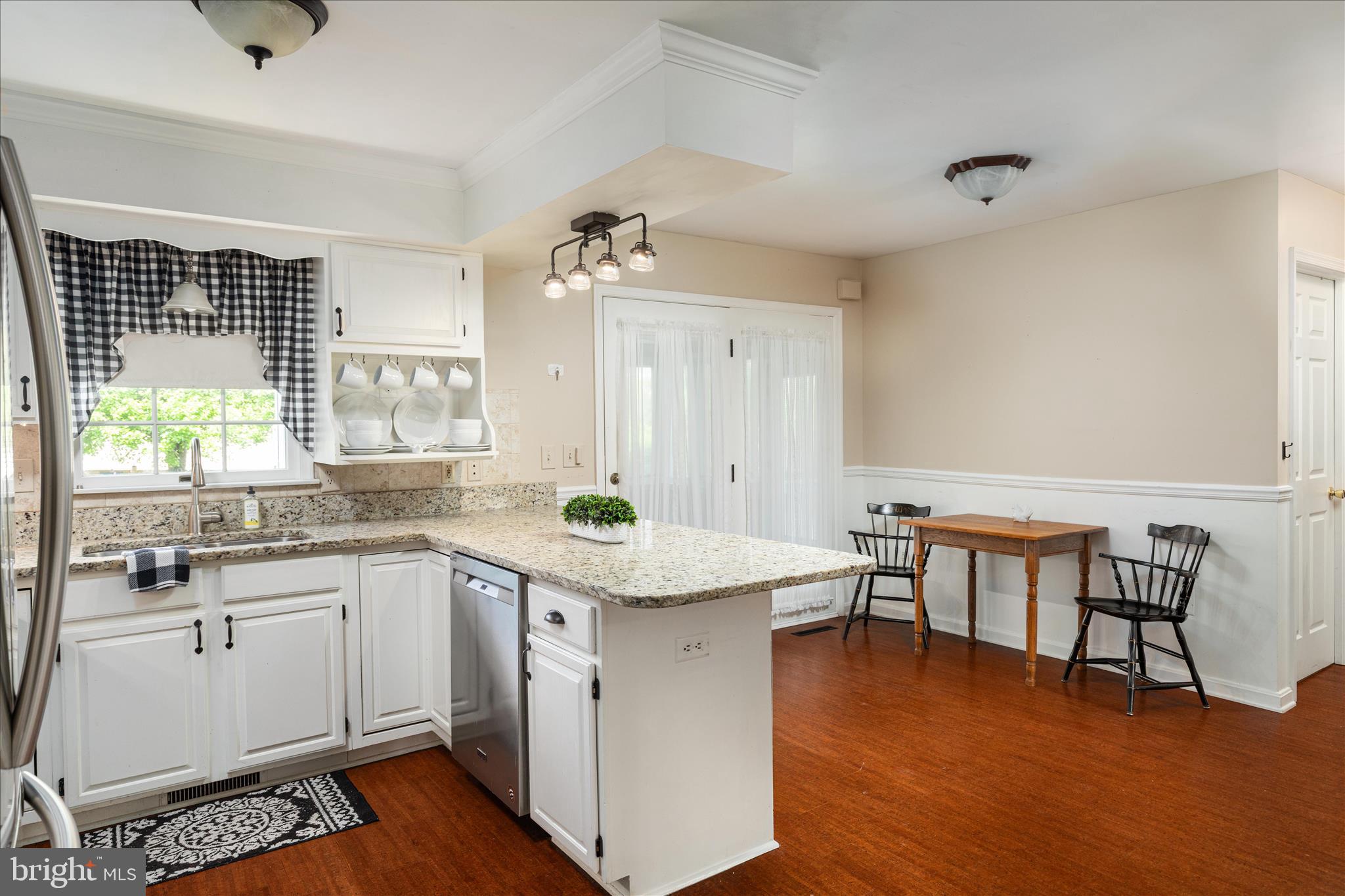 MADISON HEIGHTS - Residential