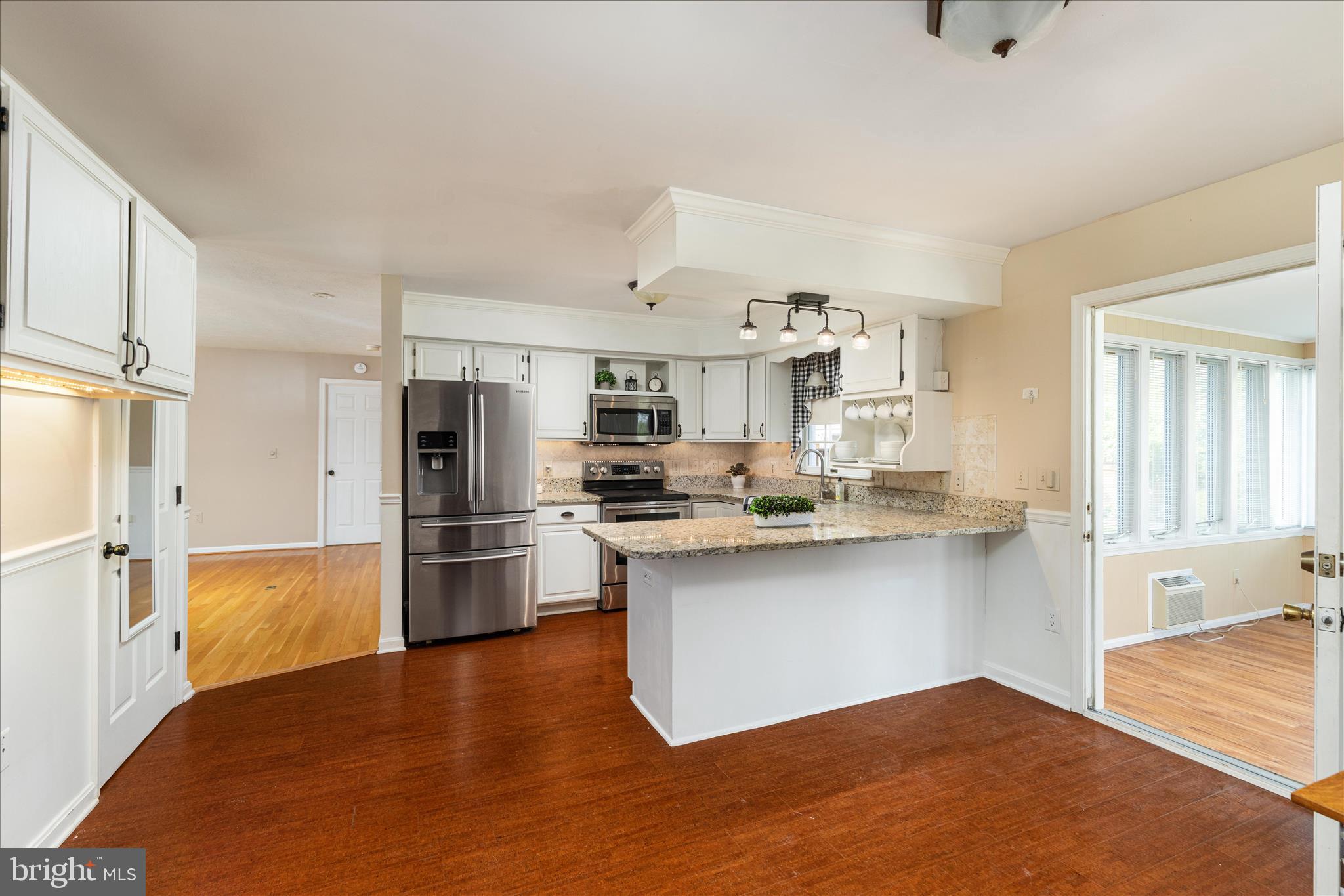 MADISON HEIGHTS - Residential