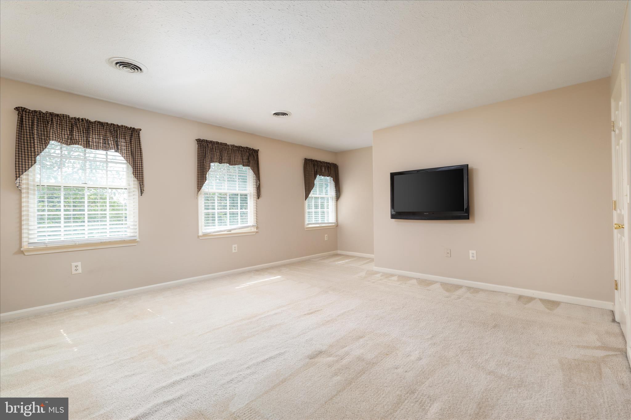 MADISON HEIGHTS - Residential