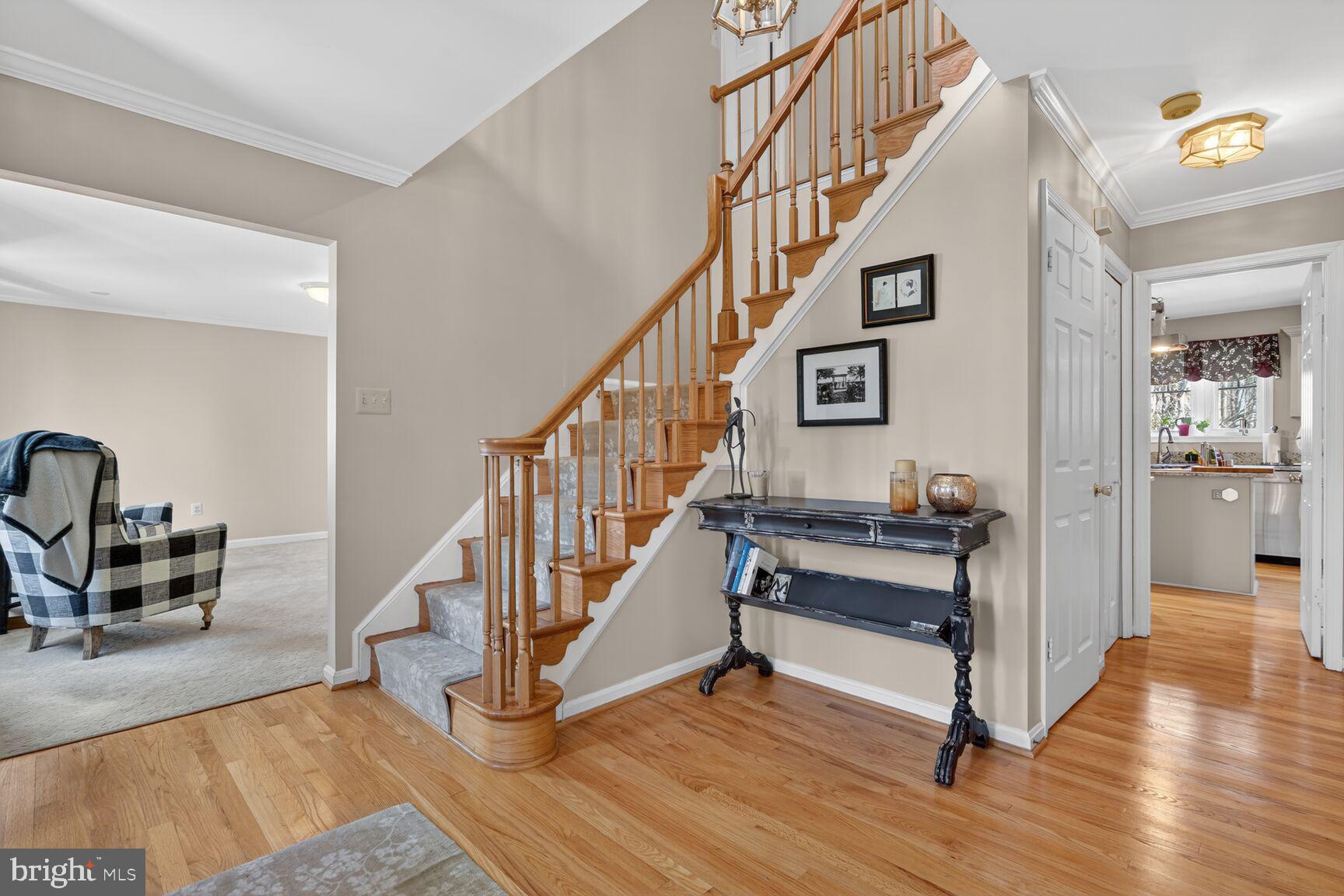 2036 MAYFLOWER DRIVE