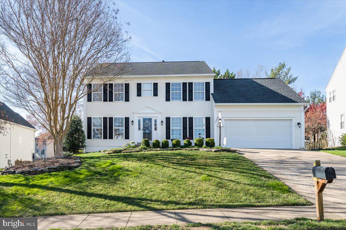 HAMPTON OAKS - Residential