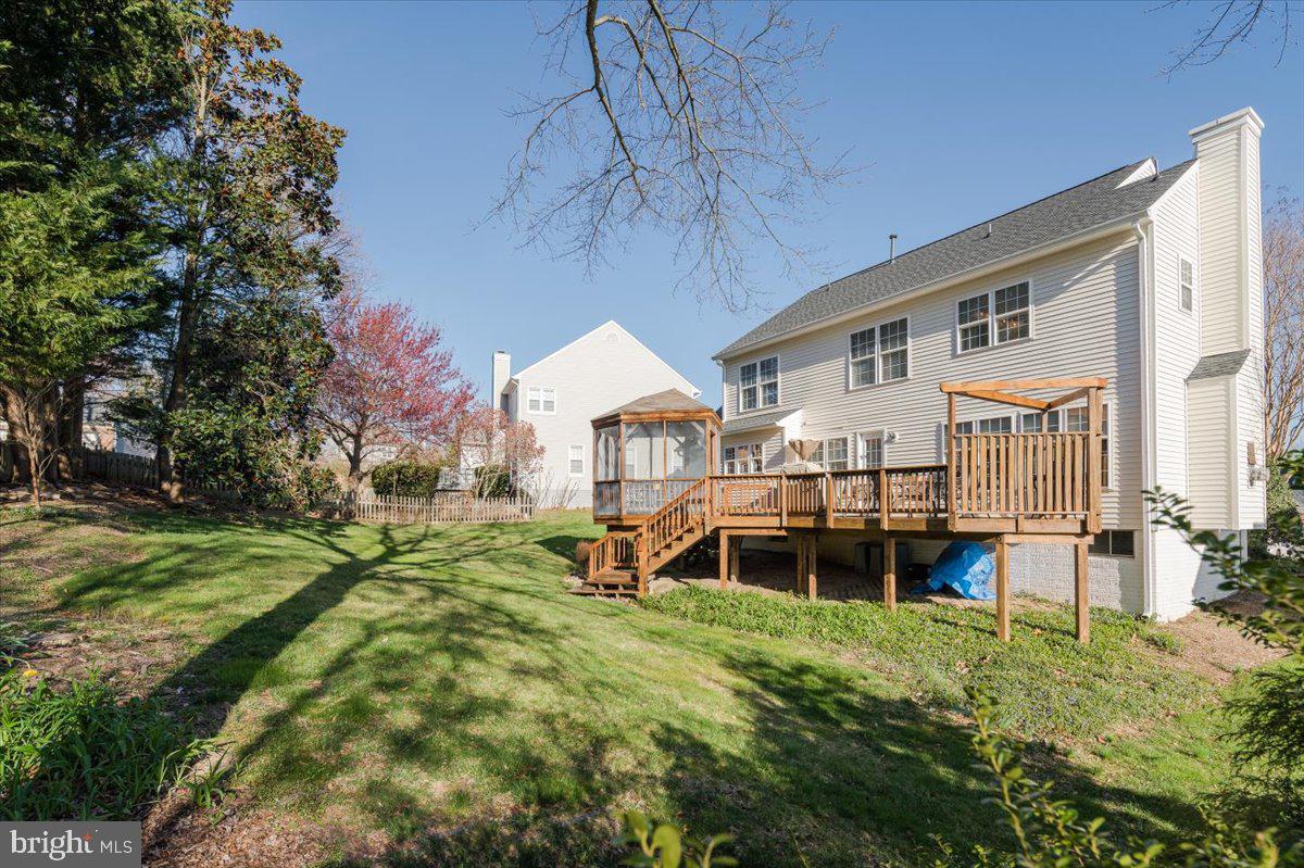 HAMPTON OAKS - Residential