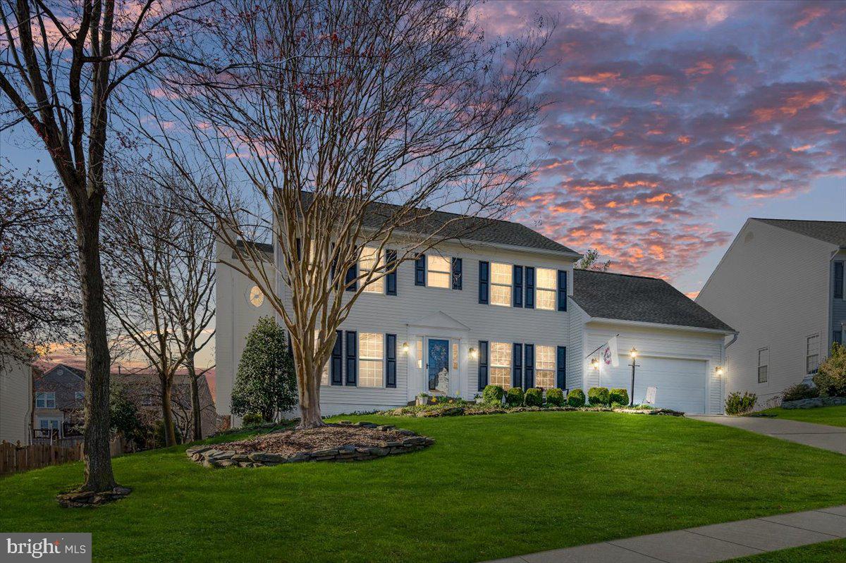 HAMPTON OAKS - Residential