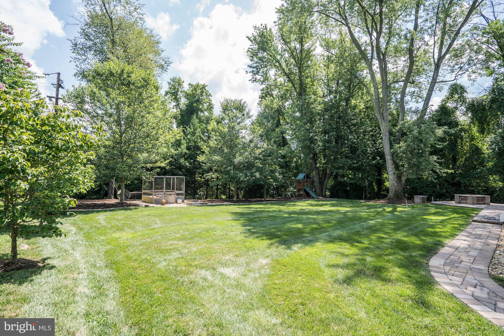 BROYHILL LANGLEY ESTATES - Residential