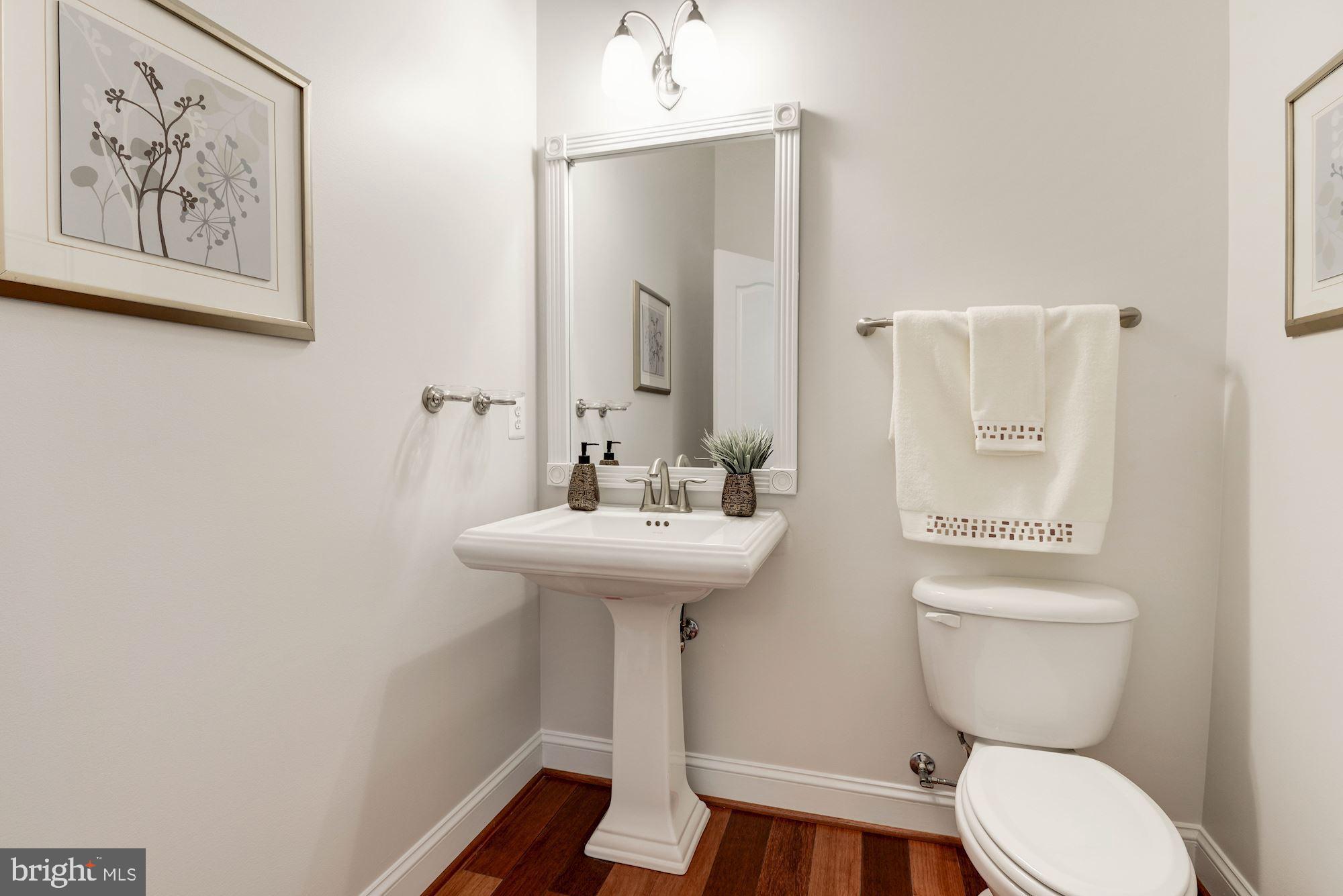 BROYHILL LANGLEY ESTATES - Residential