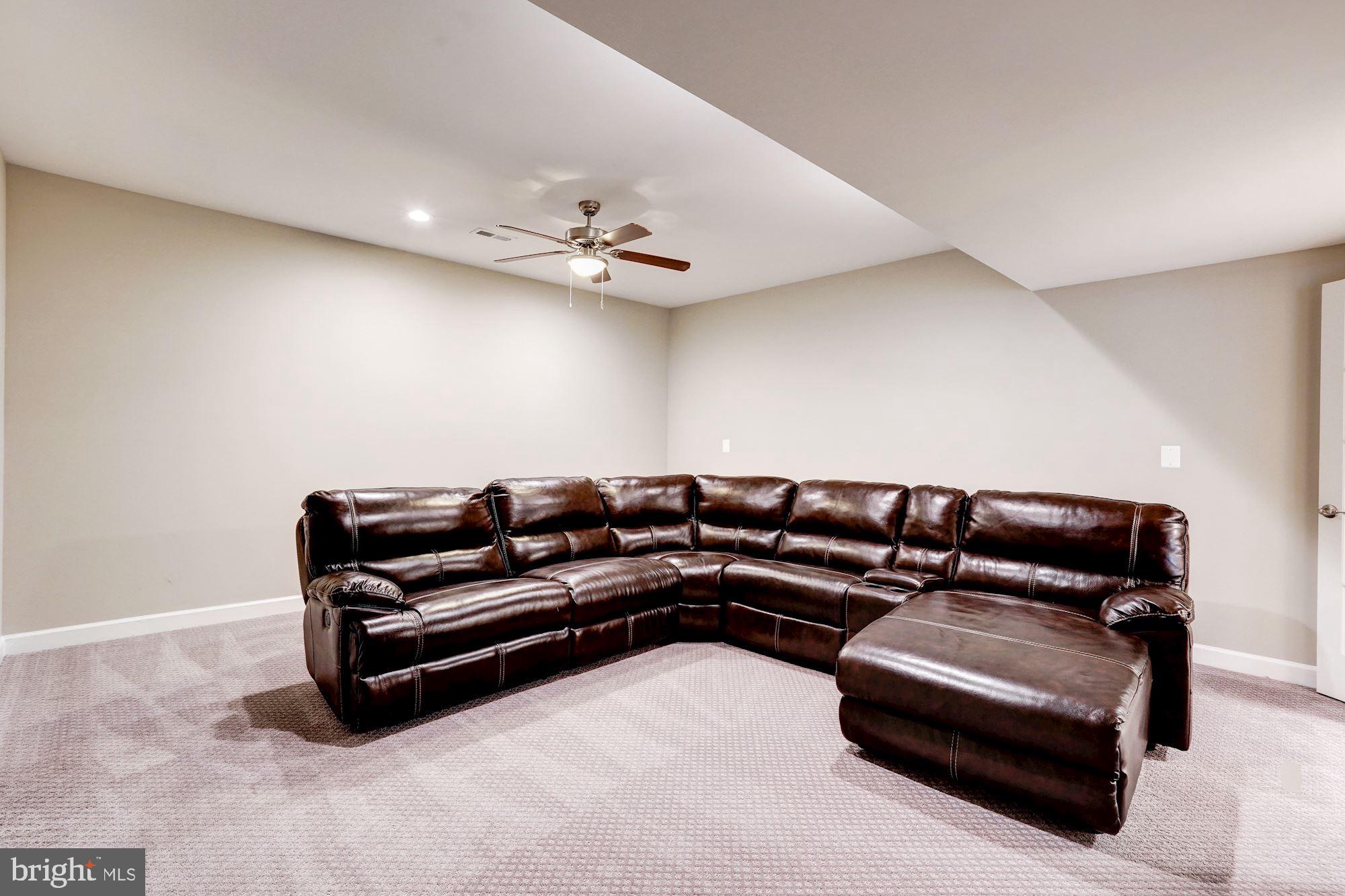 BROYHILL LANGLEY ESTATES - Residential