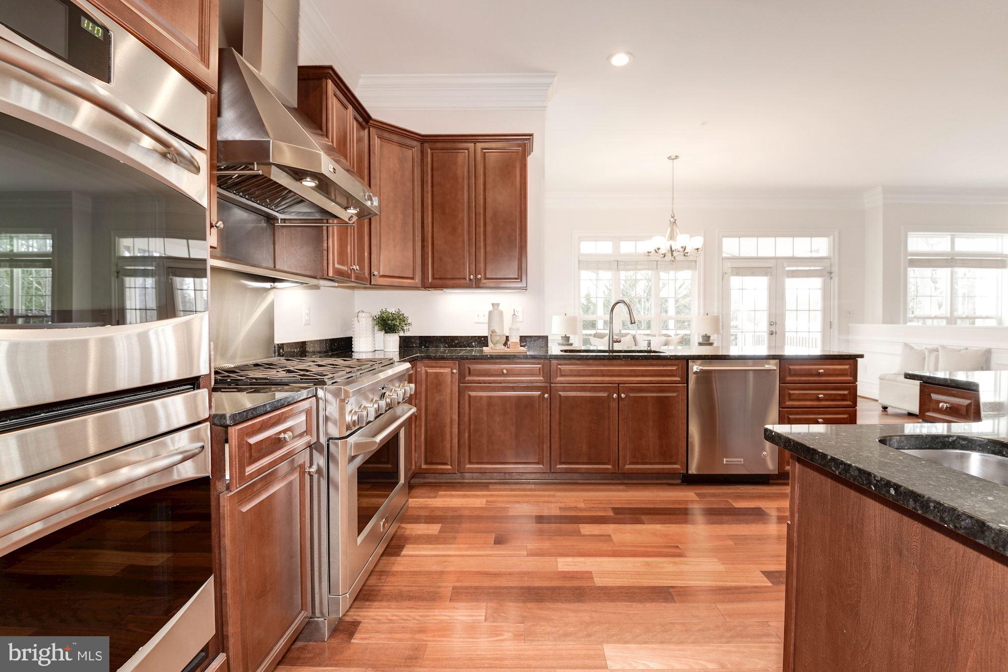 BROYHILL LANGLEY ESTATES - Residential