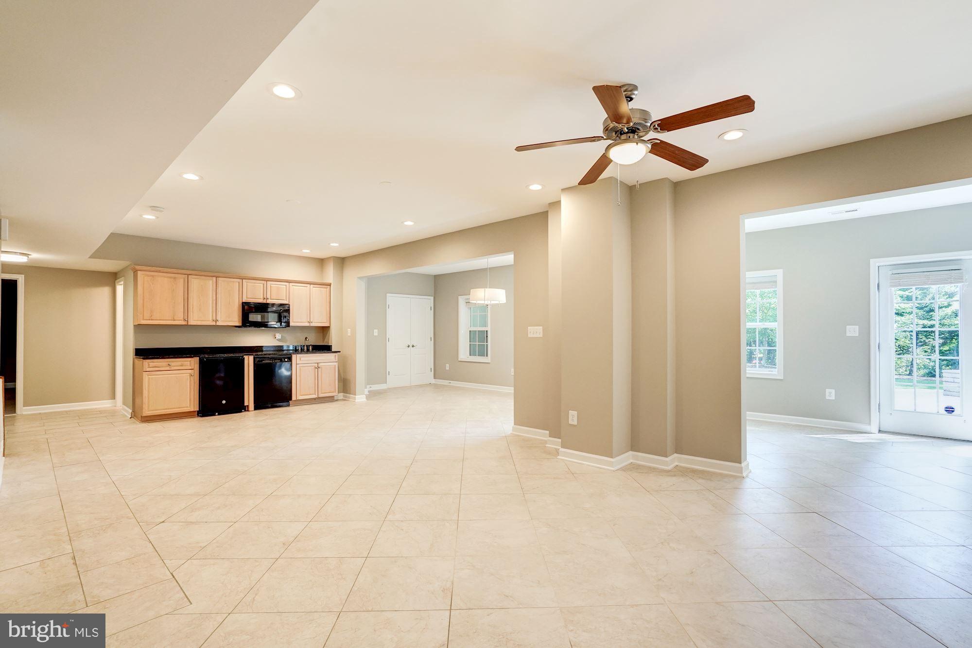 BROYHILL LANGLEY ESTATES - Residential